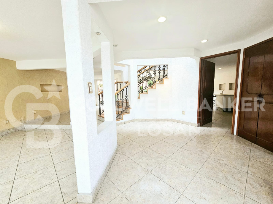 Naucalpan de Juárez, Estado de méxico, 53100, Mexico, 3 Bedrooms Bedrooms, ,4 BathroomsBathrooms,Residential,For Sale,1687508