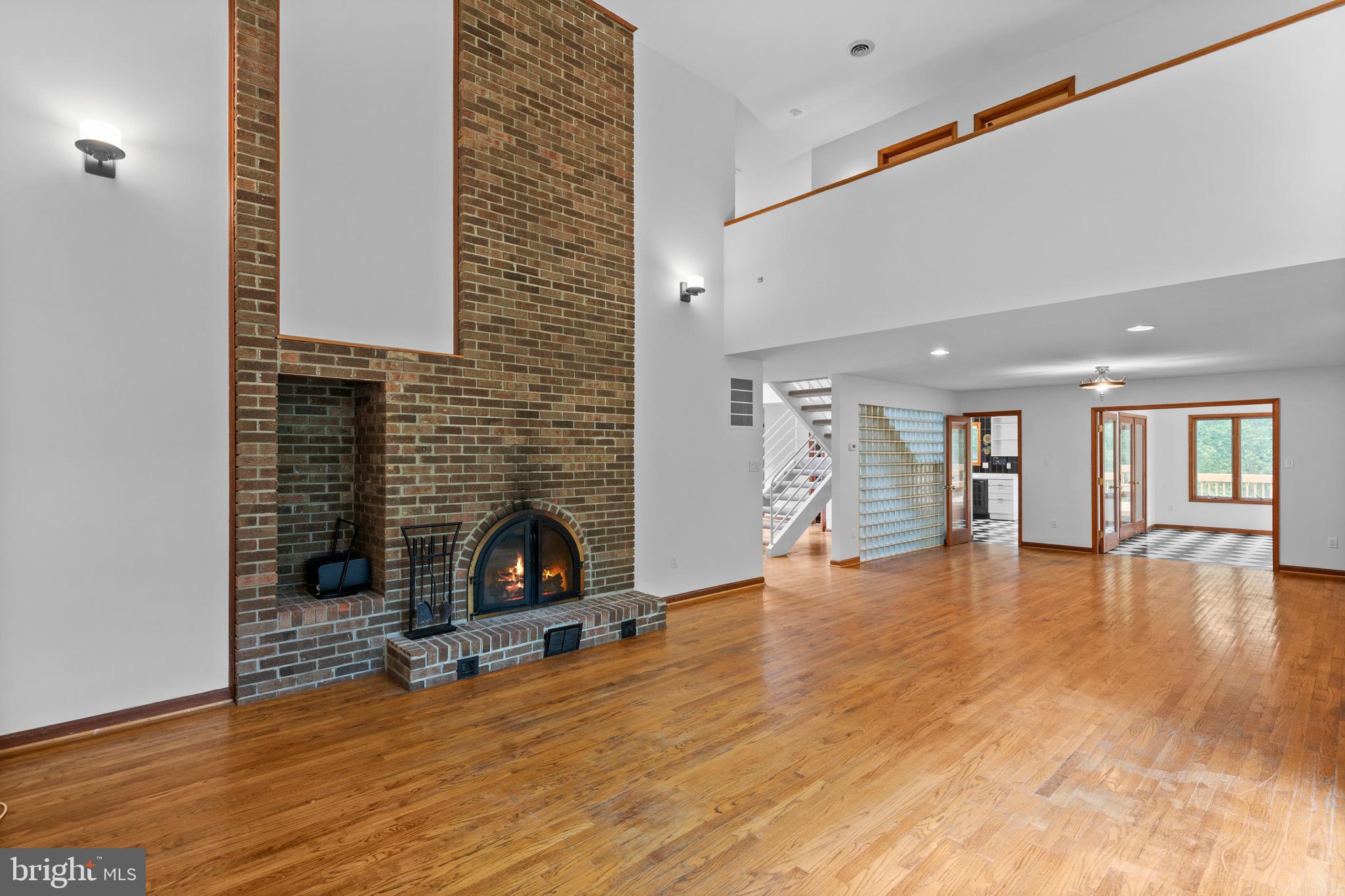 La Plata, Maryland, 20646, United States, 5 Bedrooms Bedrooms, ,4 BathroomsBathrooms,Residential,For Sale,1928558