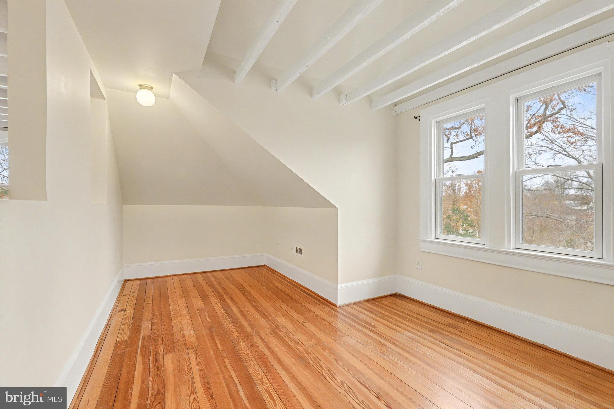 Indian Head, Maryland, 20640, United States, 5 Bedrooms Bedrooms, ,3 BathroomsBathrooms,Residential,For Sale,1998717