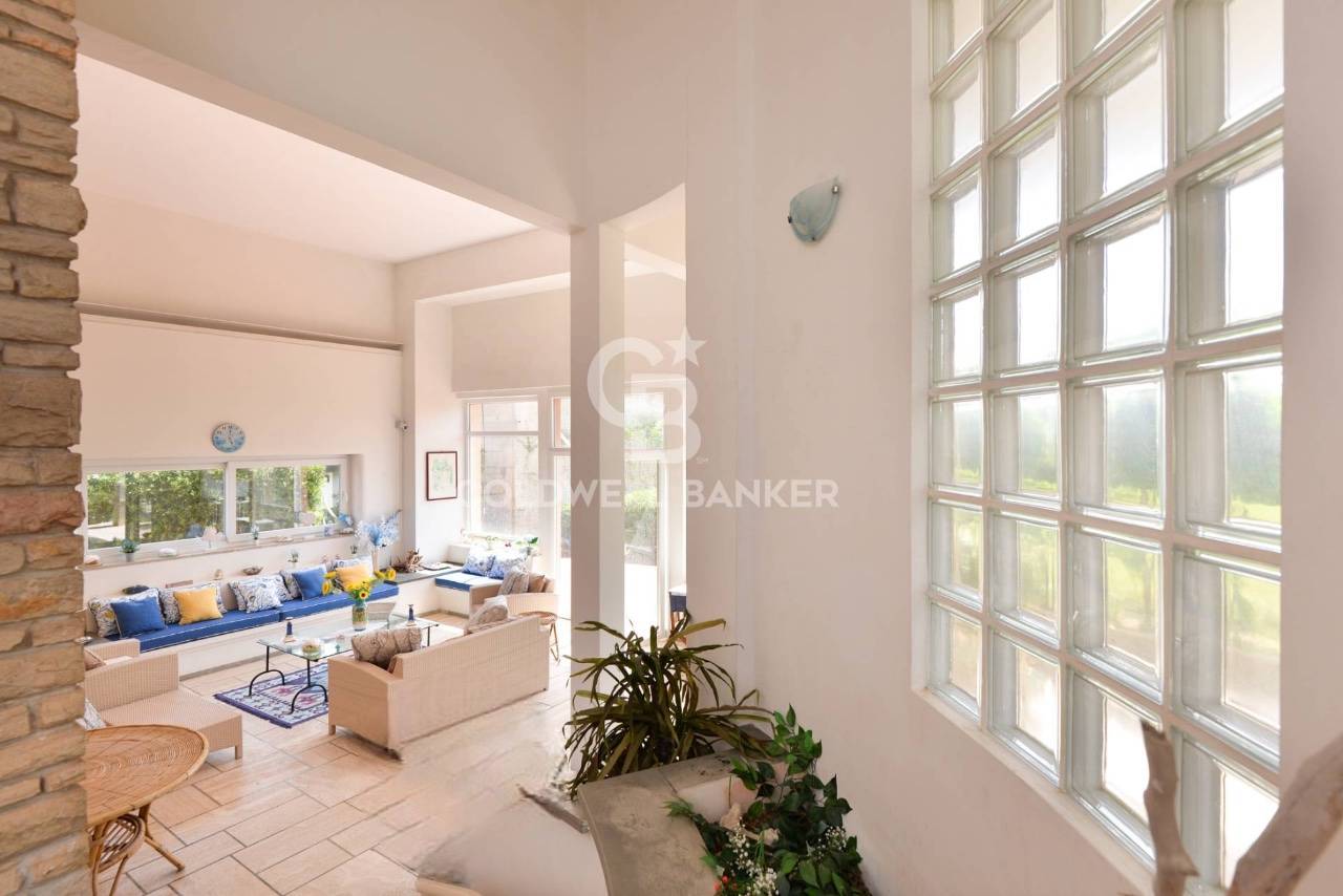 Lecce, Lecce, 73100, IT, 5 Bedrooms Bedrooms, ,3 BathroomsBathrooms,Residential,For Sale,1877519
