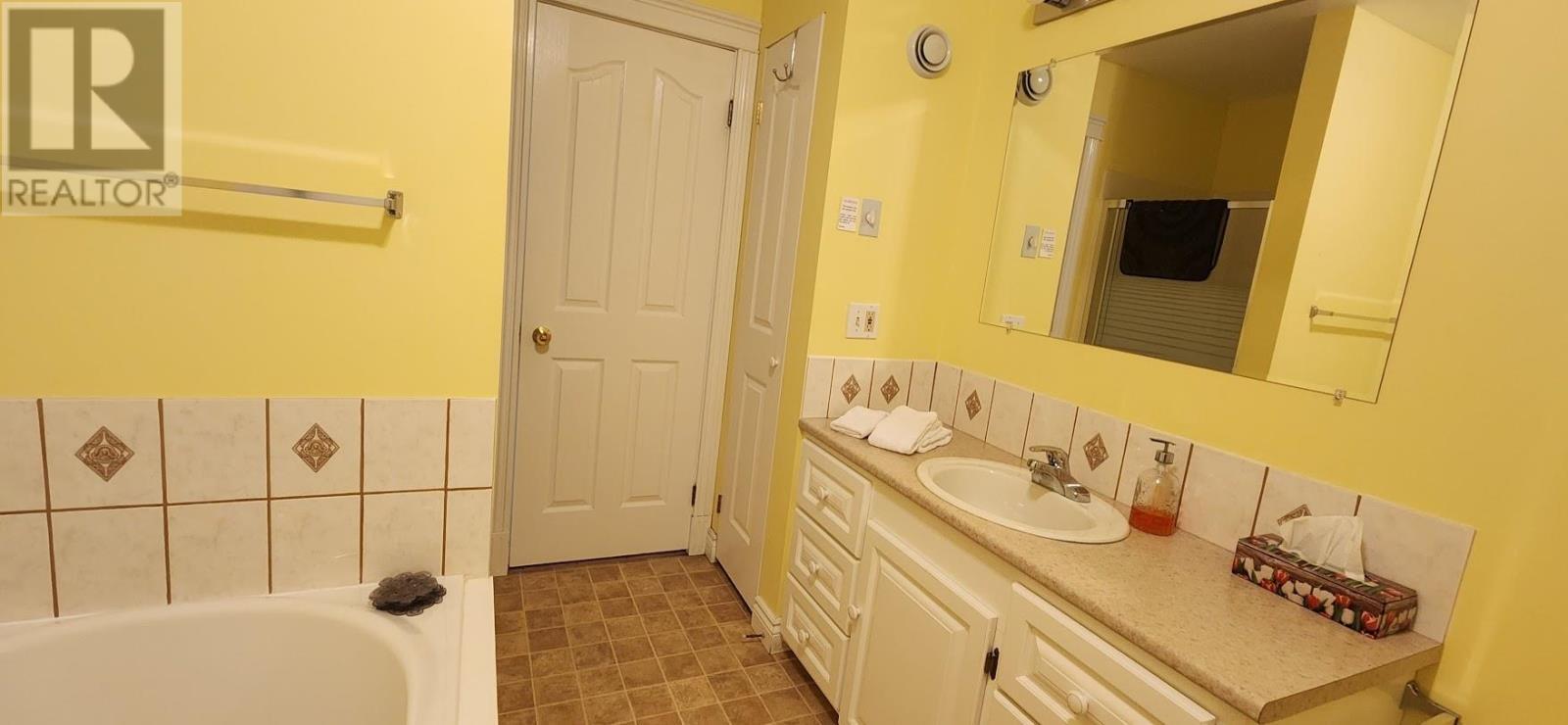 MURRAY HARBOUR, Prince Edward Island, C0A 1V0, CA, 4 Bedrooms Bedrooms, ,4 BathroomsBathrooms,Residential,For Sale,1875426