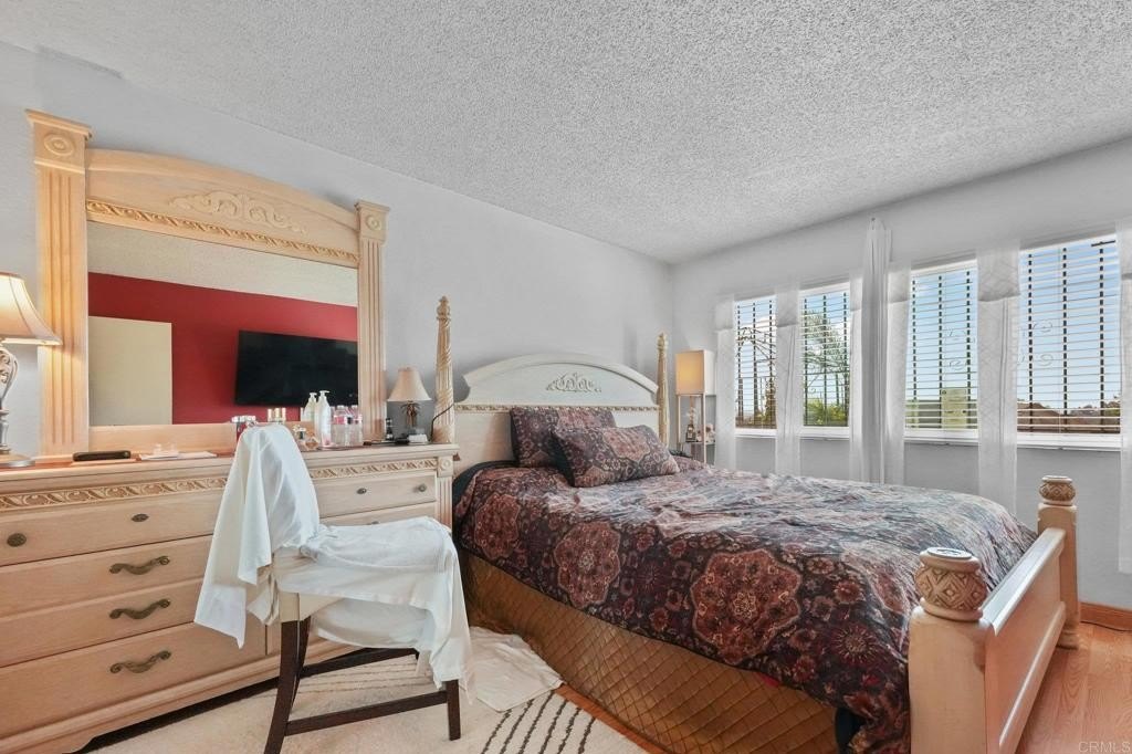 San Diego, California, 92139, United States, 3 Bedrooms Bedrooms, ,2 BathroomsBathrooms,Residential,For Sale,1933345