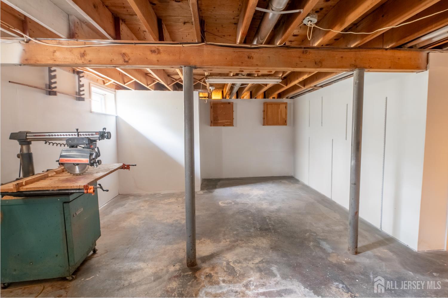 East Brunswick, New Jersey, 08816, United States, 3 Bedrooms Bedrooms, ,2 BathroomsBathrooms,Residential,For Sale,2002265