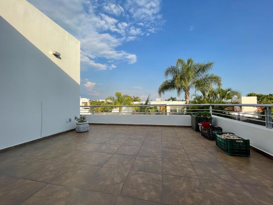Zacatecas, Cuernavaca, Morelos, 62290, Mexico, 3 Bedrooms Bedrooms, ,4 BathroomsBathrooms,Residential,For Sale,Zacatecas,1617384