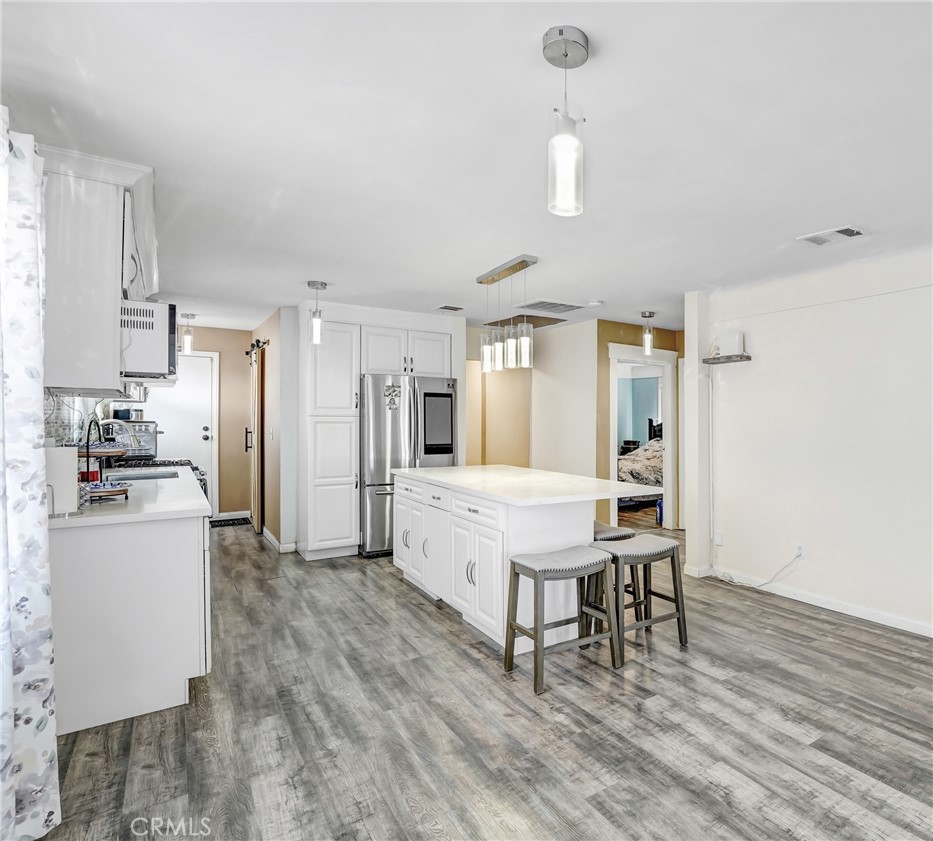 Los Angeles, California, 90062, United States, 3 Bedrooms Bedrooms, ,2 BathroomsBathrooms,Residential,For Sale,2010351