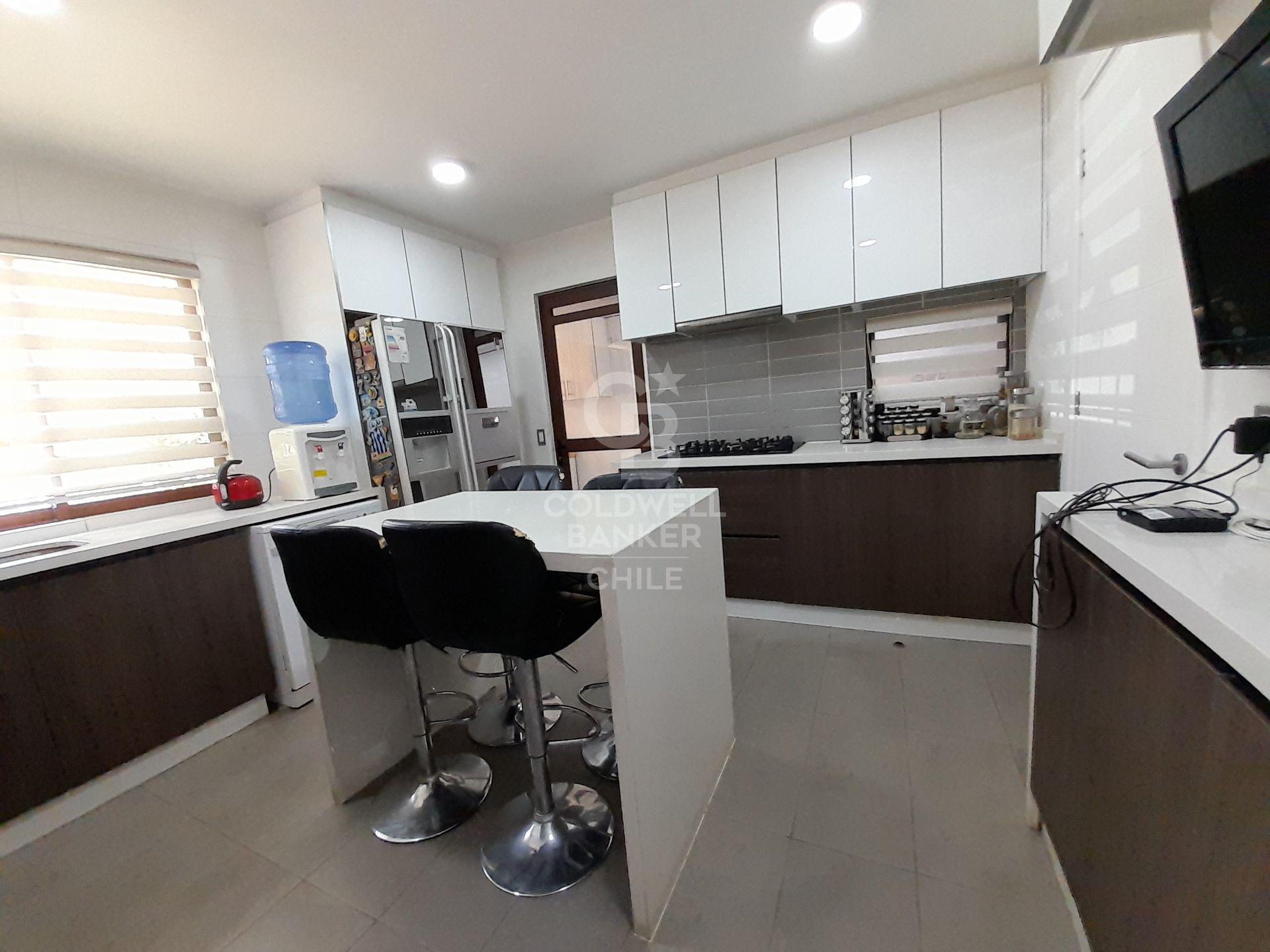 Colina, Chile, 3 Bedrooms Bedrooms, ,3 BathroomsBathrooms,Residential,For Sale,1967756