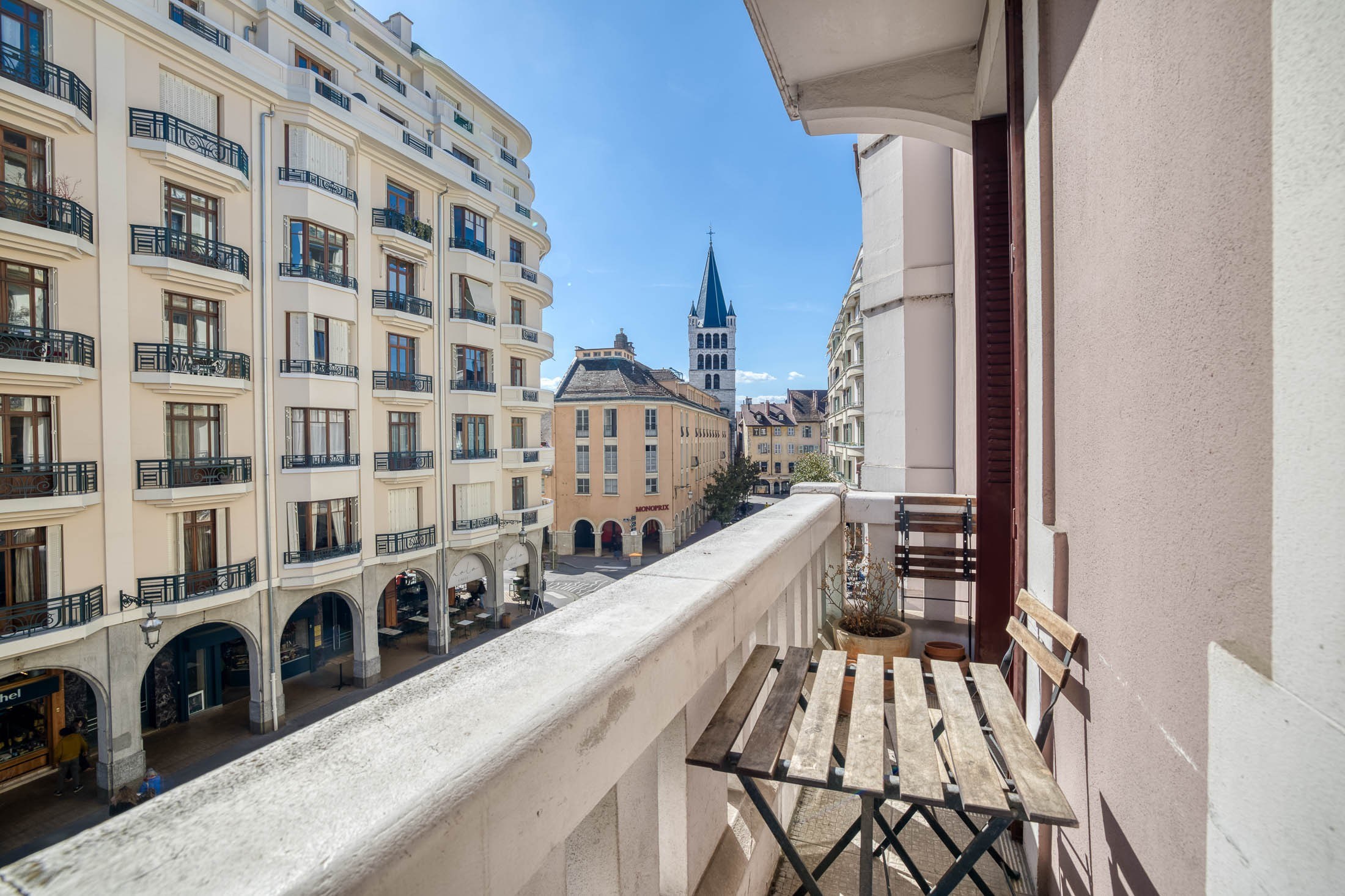  Characterful family apartment in the heart of the highly sought-after Ilots dis… - 物件實景