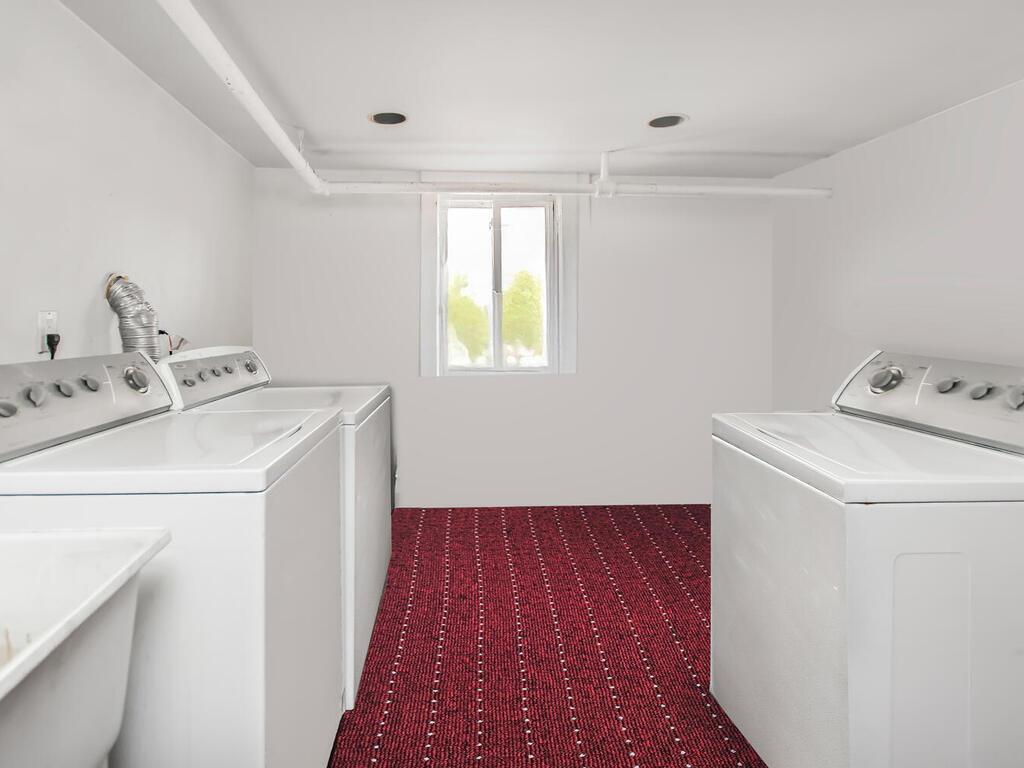 Yonkers, New York, 10710, United States, 3 Bedrooms Bedrooms, ,2 BathroomsBathrooms,Residential,For Sale,1982503