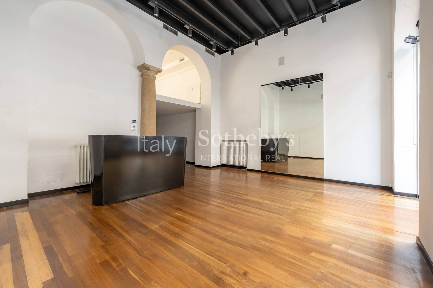 Prestigious property near Via Marina - 物件實景