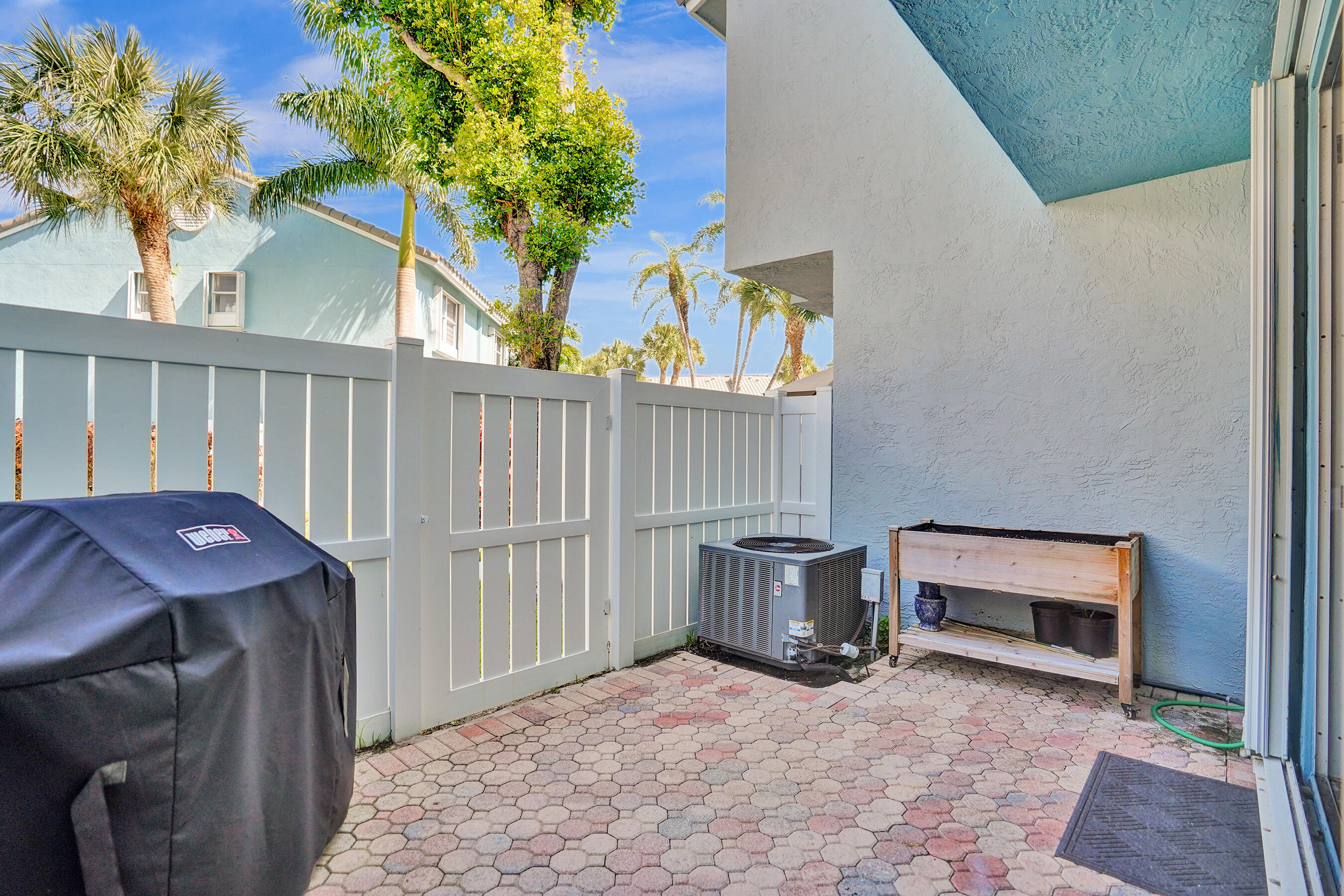 Boca Raton, Florida, 33487, United States, 3 Bedrooms Bedrooms, ,3 BathroomsBathrooms,Residential,For Sale,1986556