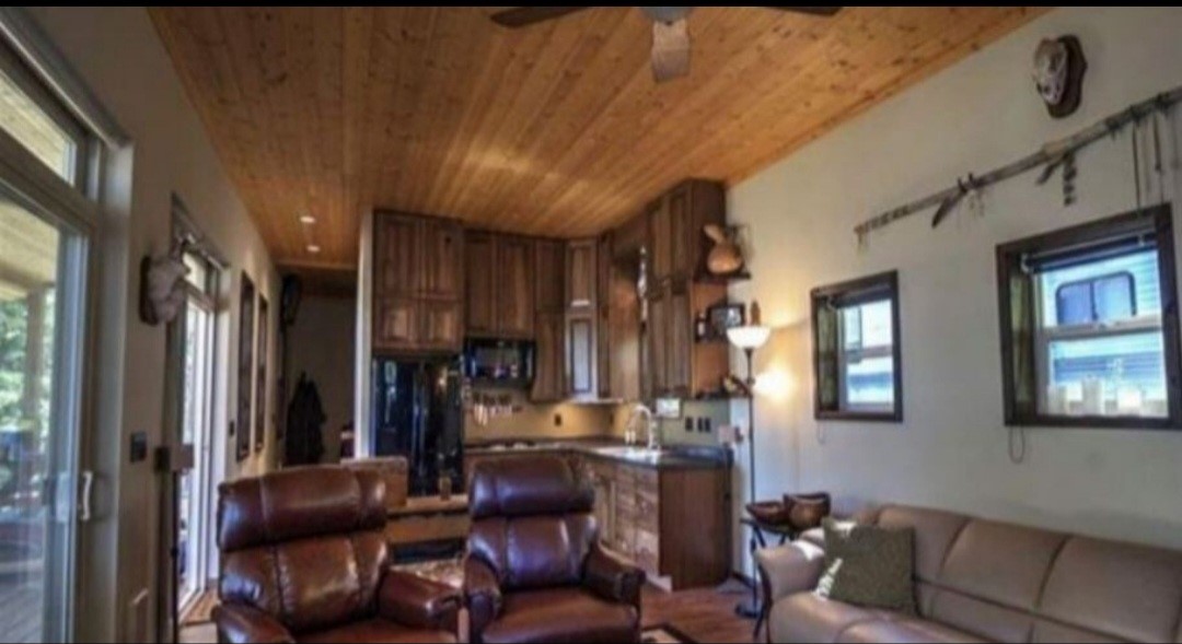 Bayview, Idaho, 83803, United States, 2 Bedrooms Bedrooms, ,3 BathroomsBathrooms,Residential,For Sale,1981313