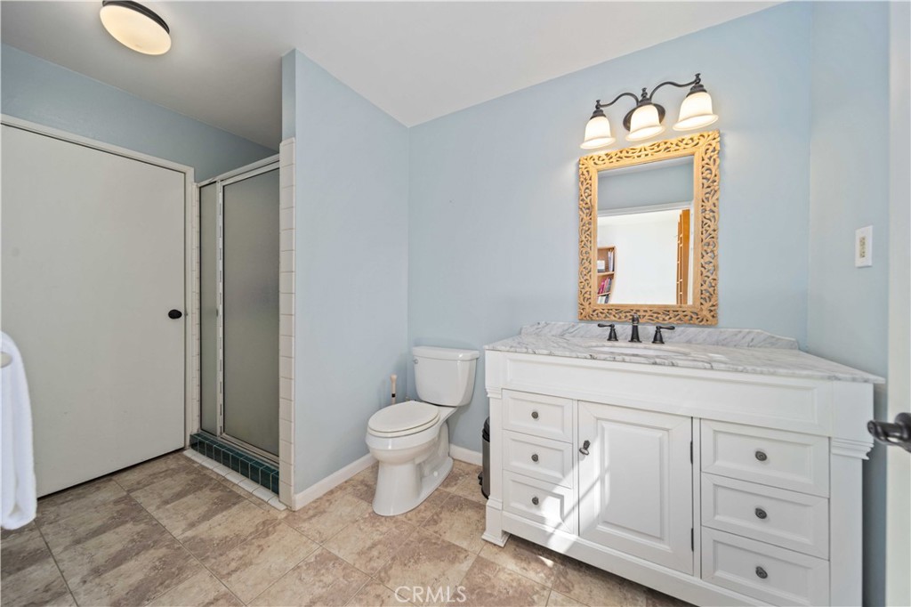 Newhall, California, 91321, United States, 5 Bedrooms Bedrooms, ,4 BathroomsBathrooms,Residential,For Sale,1940368