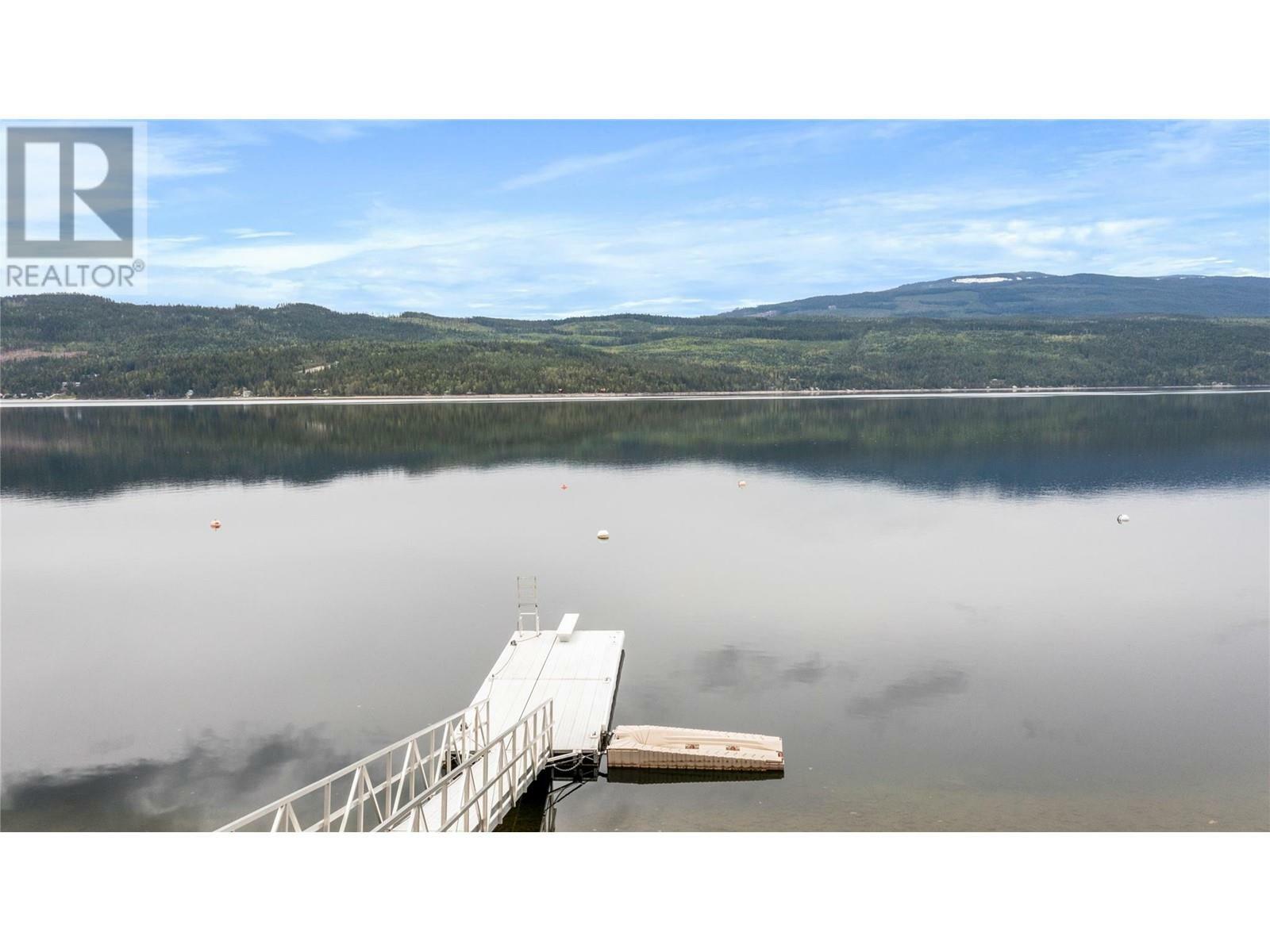 ANGLEMONT, British Columbia, V0E 1M8, CA, 5 Bedrooms Bedrooms, ,3 BathroomsBathrooms,Residential,For Sale,1836909