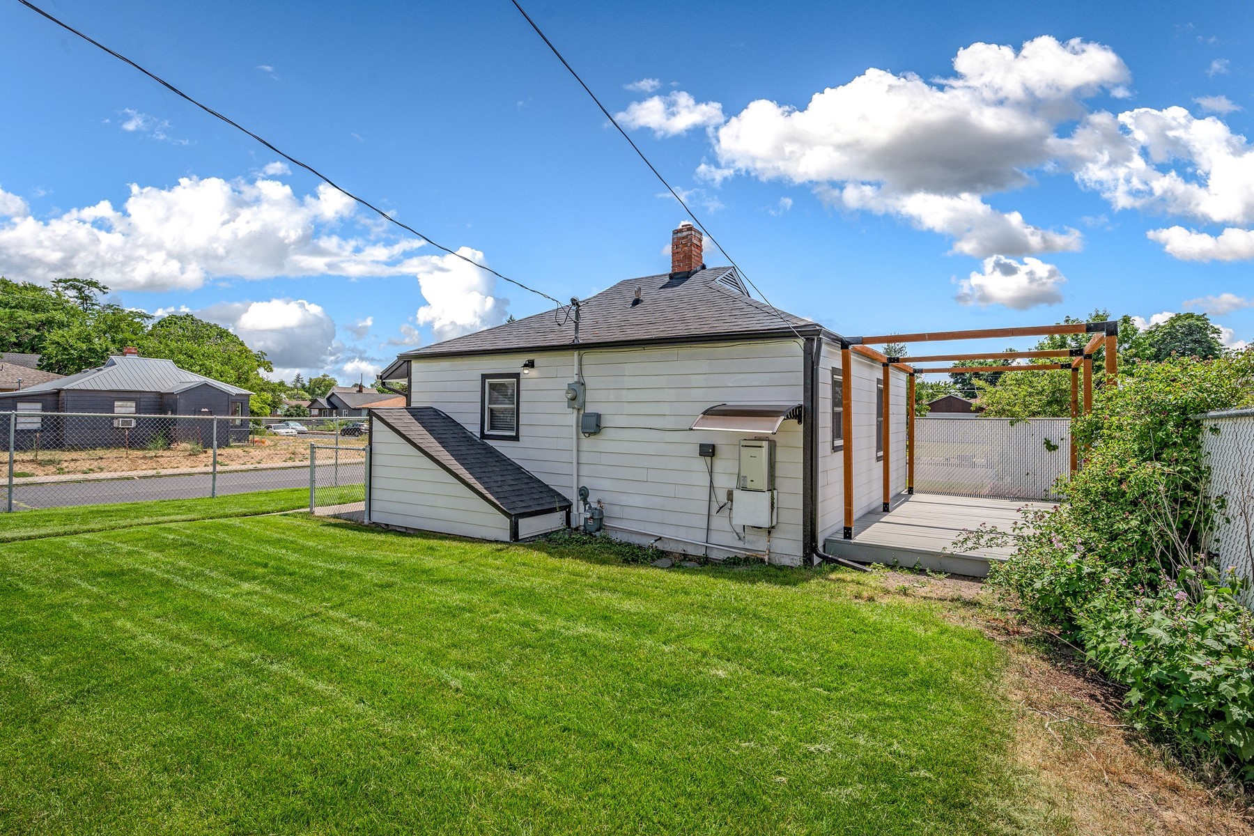  Adorable Cottage in North Spokane - 物件實景