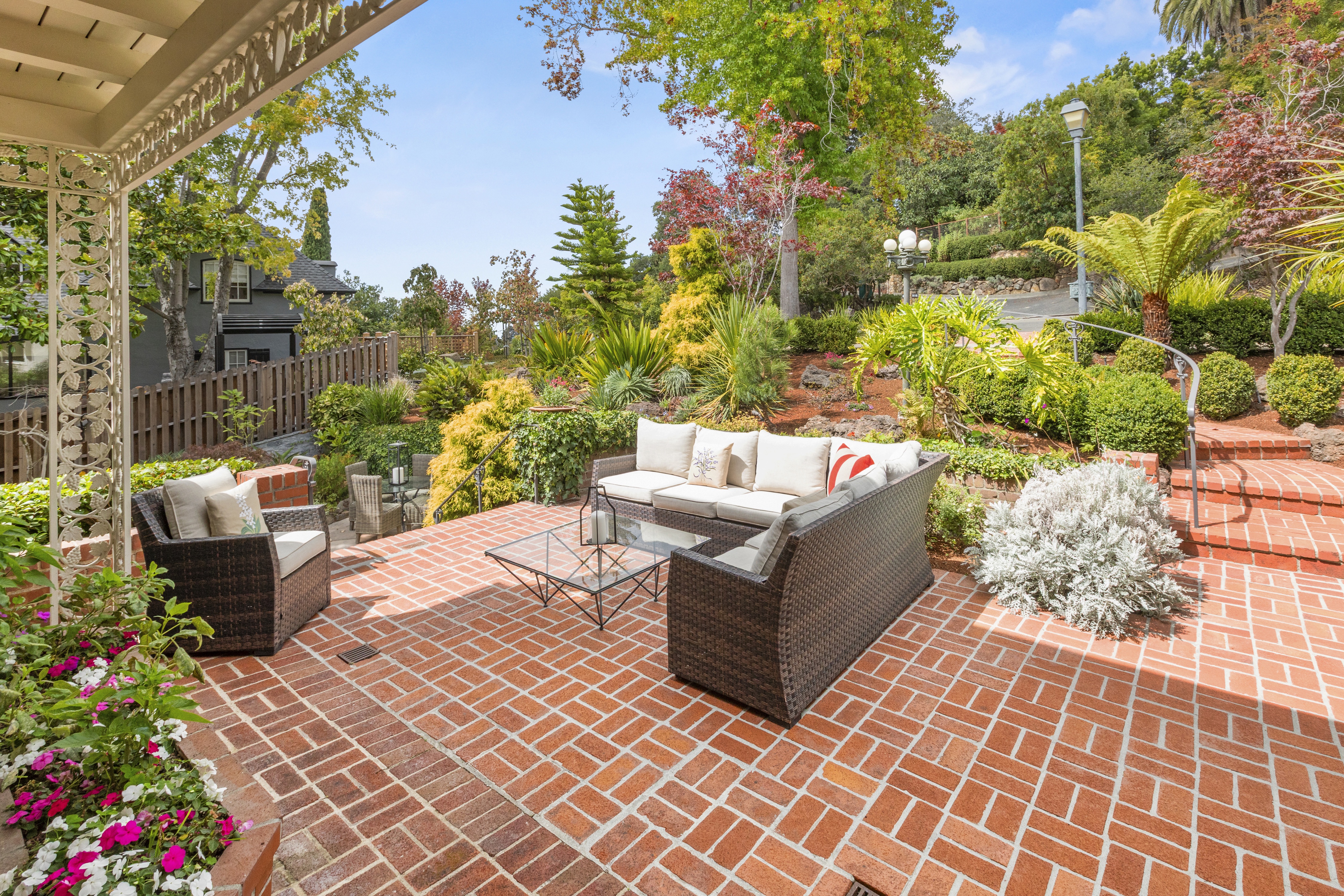  A Cherished Upper Piedmont Estate with Exceptional Views and Gardens - 物件實景