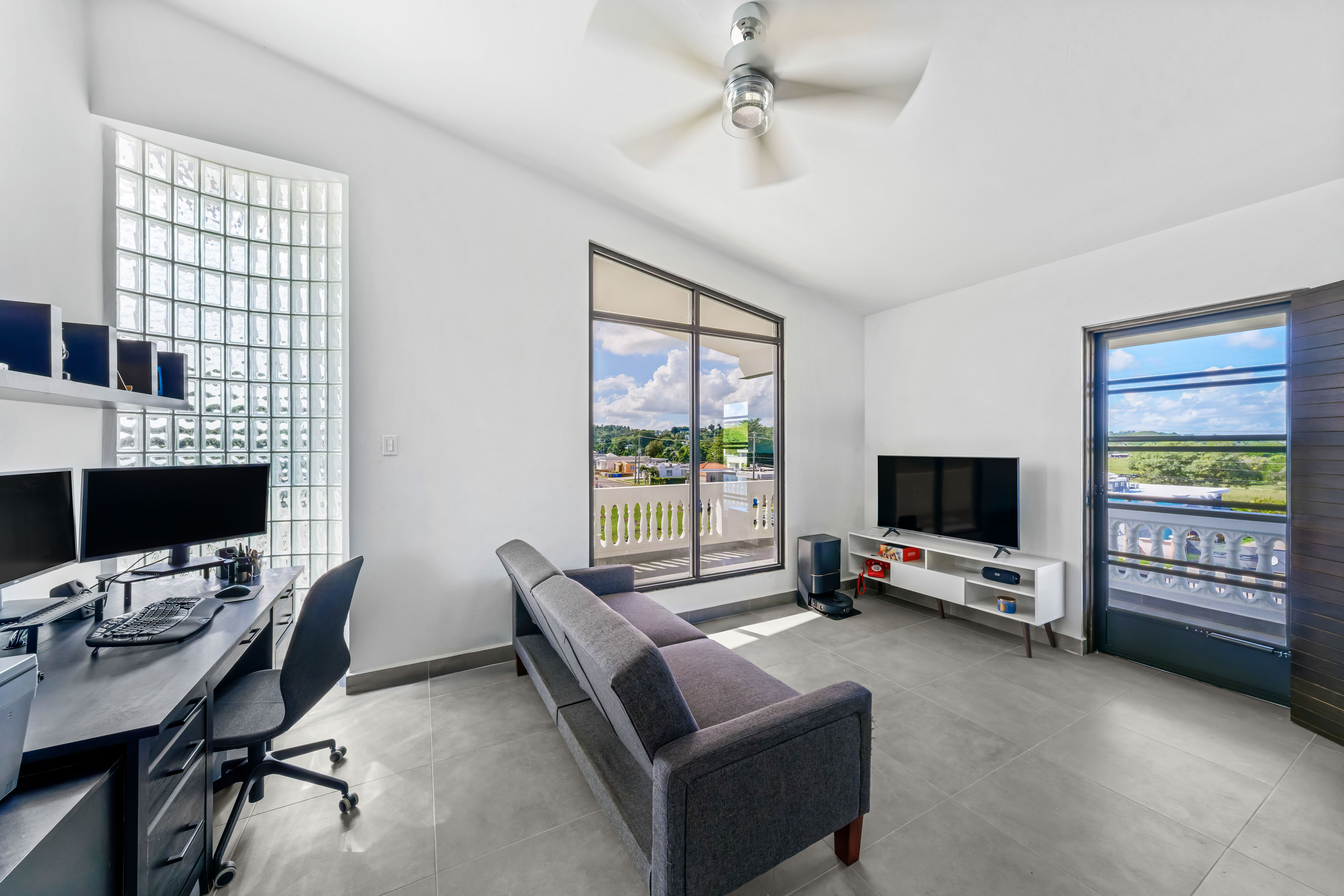  Private Coastal Haven in Camuy’s Sought-After Enclave - 物件實景