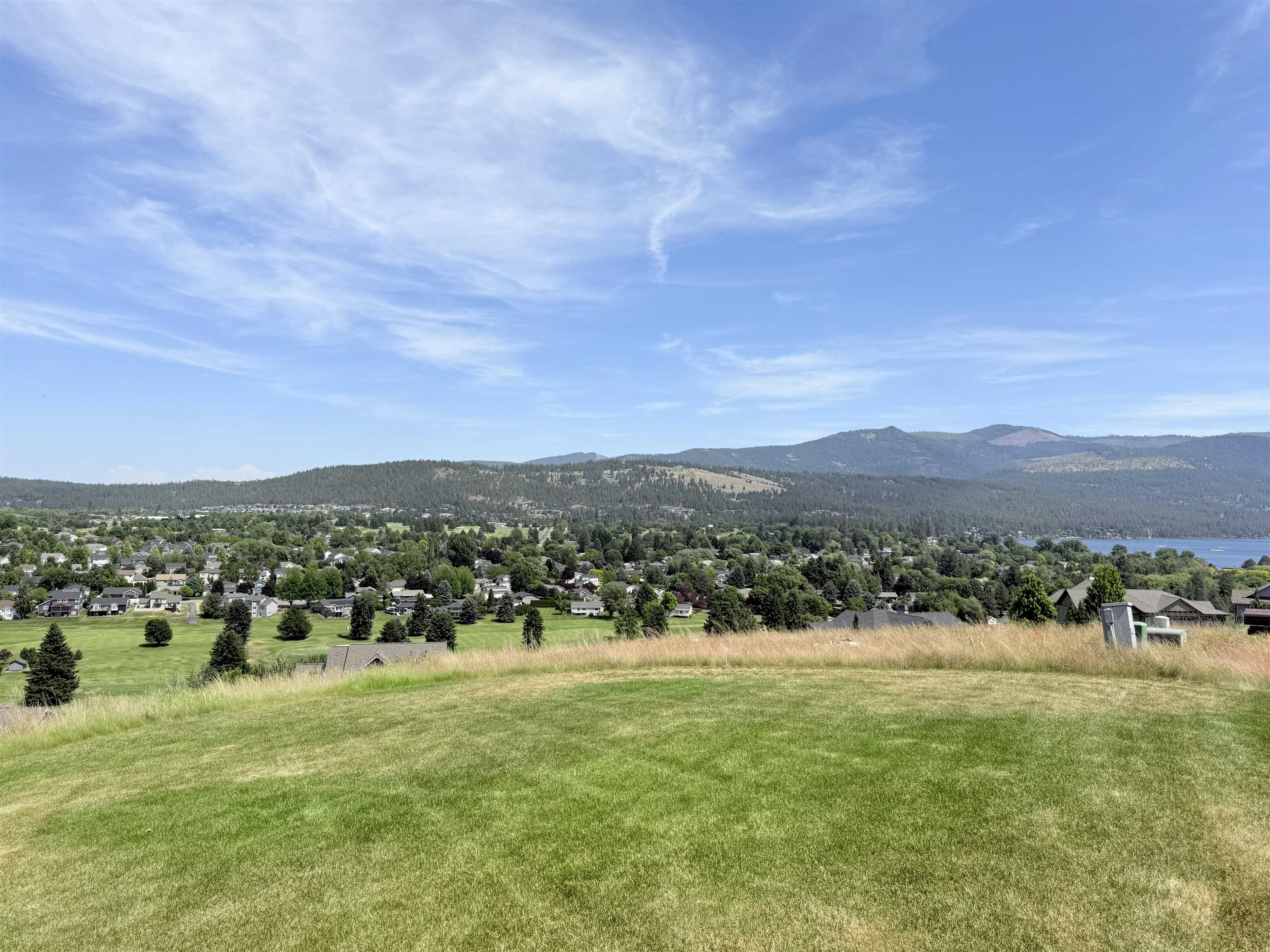 Liberty Lake, Washington, 99019, United States, 4 Bedrooms Bedrooms, ,2 BathroomsBathrooms,Residential,For Sale,1856112