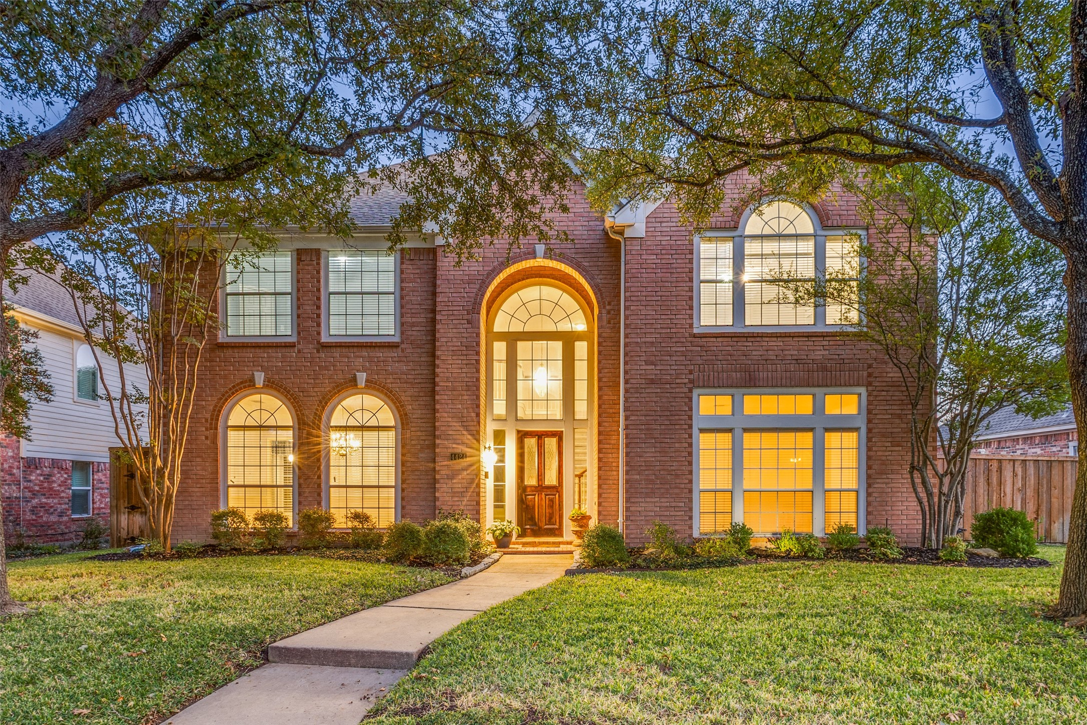 Richardson, Texas, 75082, United States, 4 Bedrooms Bedrooms, ,3 BathroomsBathrooms,Residential,For Sale,1989698