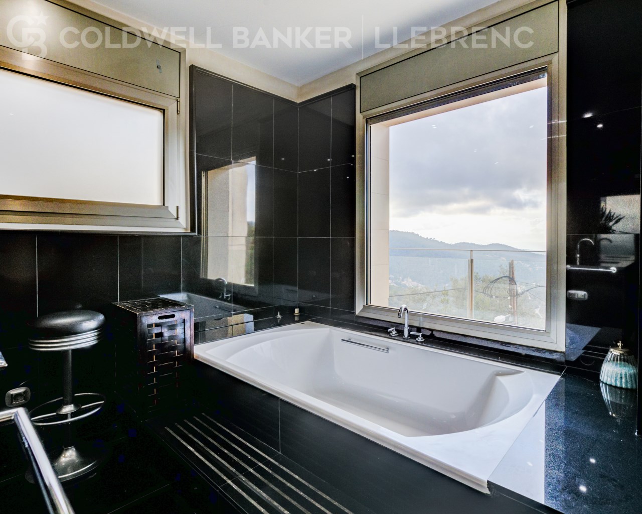 Barcelona, Barcelona, Sarri? - Sant Gervasi, Vallv, Barcelona, Catalonia, ES, 7 Bedrooms Bedrooms, ,6 BathroomsBathrooms,Residential,For Sale,Barcelona, Barcelona, Sarri? - Sant Gervasi, Vallv,1613129