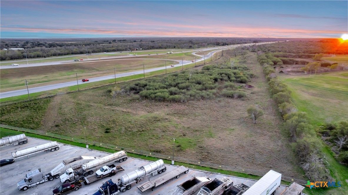 Victoria, Texas, 77904, United States, ,Land,For Sale,1933560