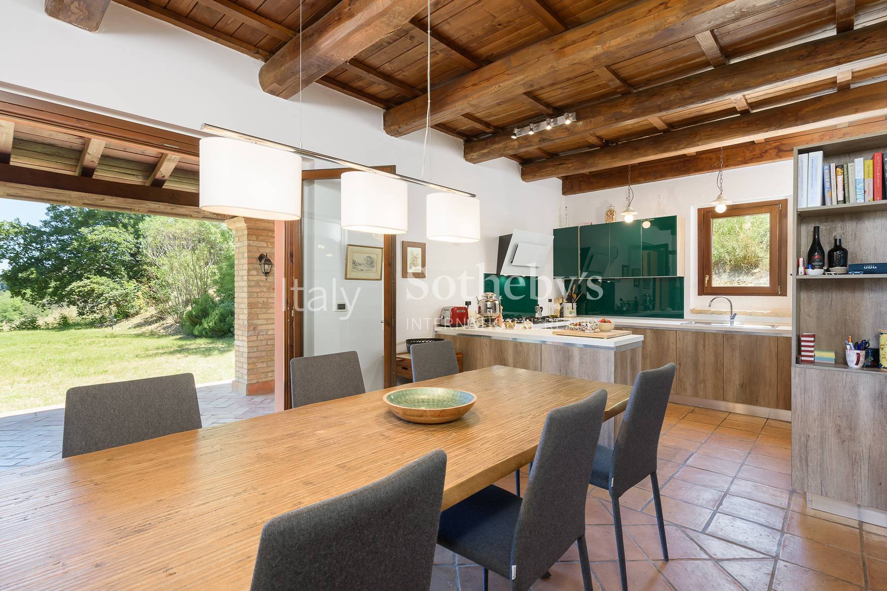  Renovated estate with pool and panoramic view - 物件實景