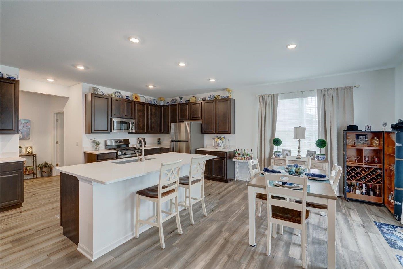 Windsor, Wisconsin, 53598, United States, 3 Bedrooms Bedrooms, ,2 BathroomsBathrooms,Residential,For Sale,1915836