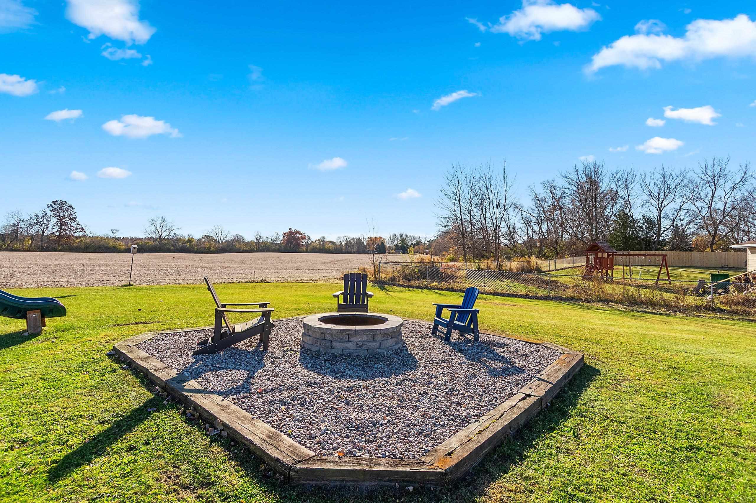 GREEN BAY, Wisconsin, 54311, United States, 4 Bedrooms Bedrooms, ,4 BathroomsBathrooms,Residential,For Sale,1991050