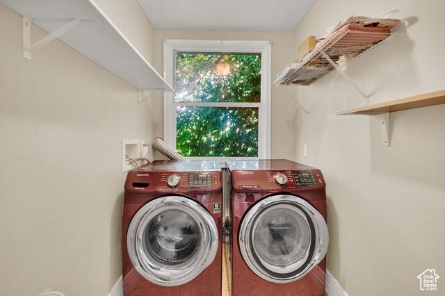 Salt Lake City, Utah, 84108, United States, 3 Bedrooms Bedrooms, ,2 BathroomsBathrooms,Residential,For Sale,1923079