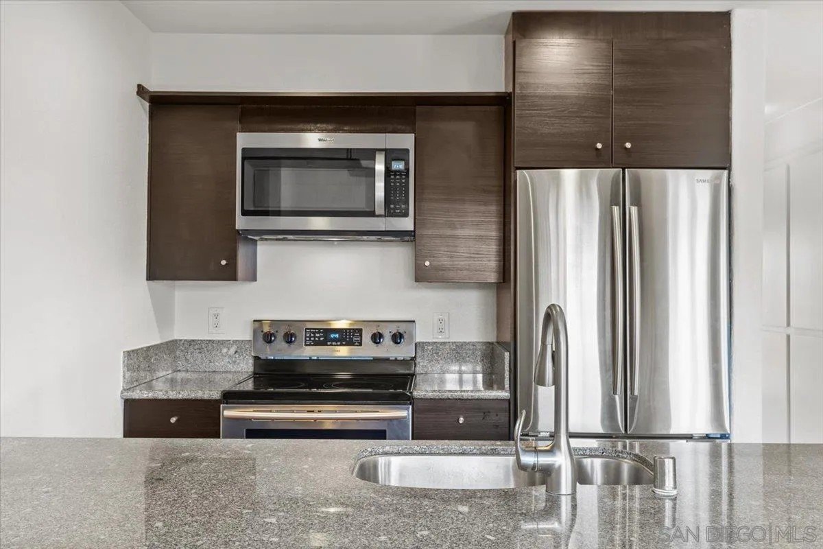 Solana Beach, California, 92075, United States, 2 Bedrooms Bedrooms, ,1 BathroomBathrooms,Residential,For Sale,1911120