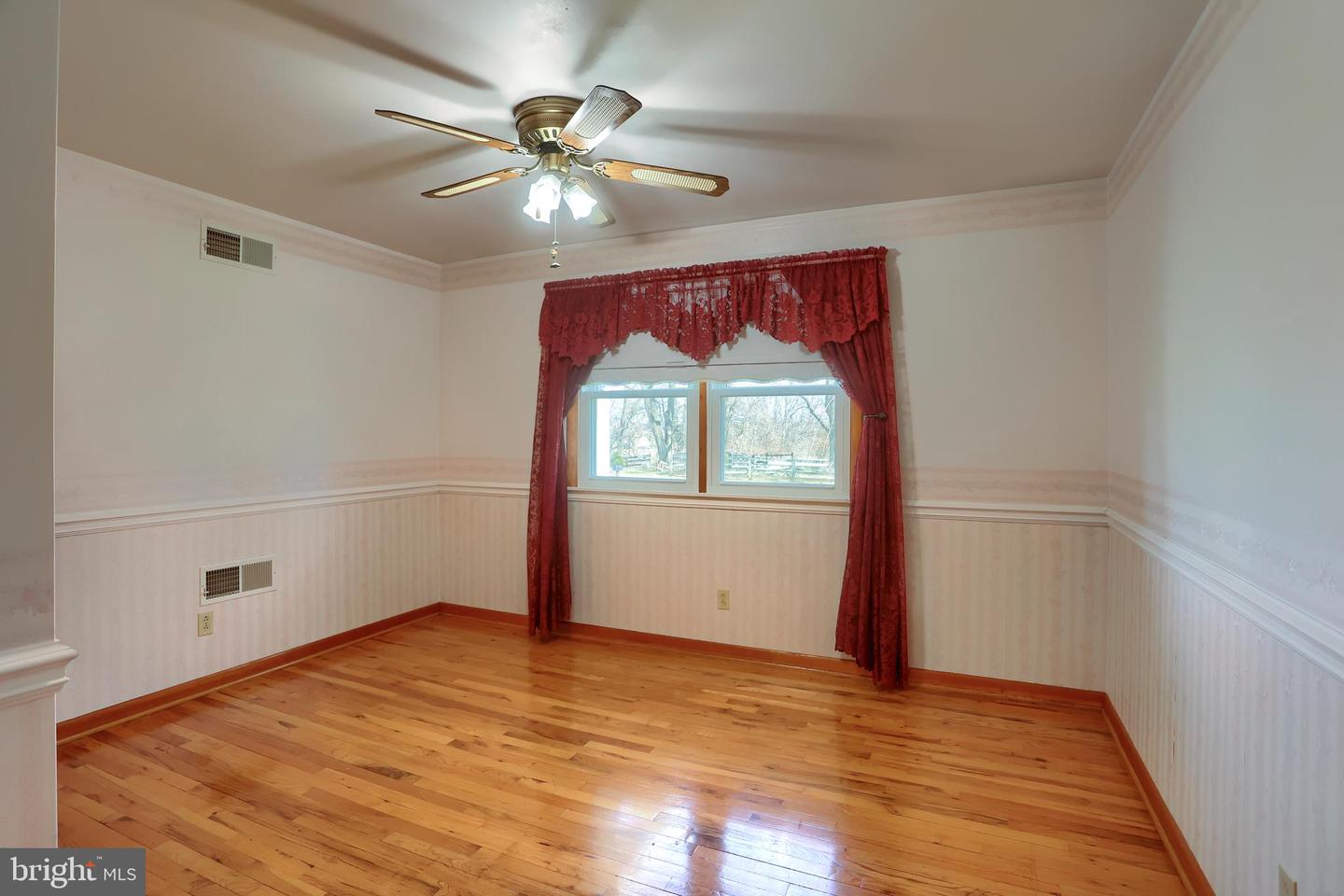 Finksburg, Maryland, 21048, United States, 3 Bedrooms Bedrooms, ,3 BathroomsBathrooms,Residential,For Sale,1891876