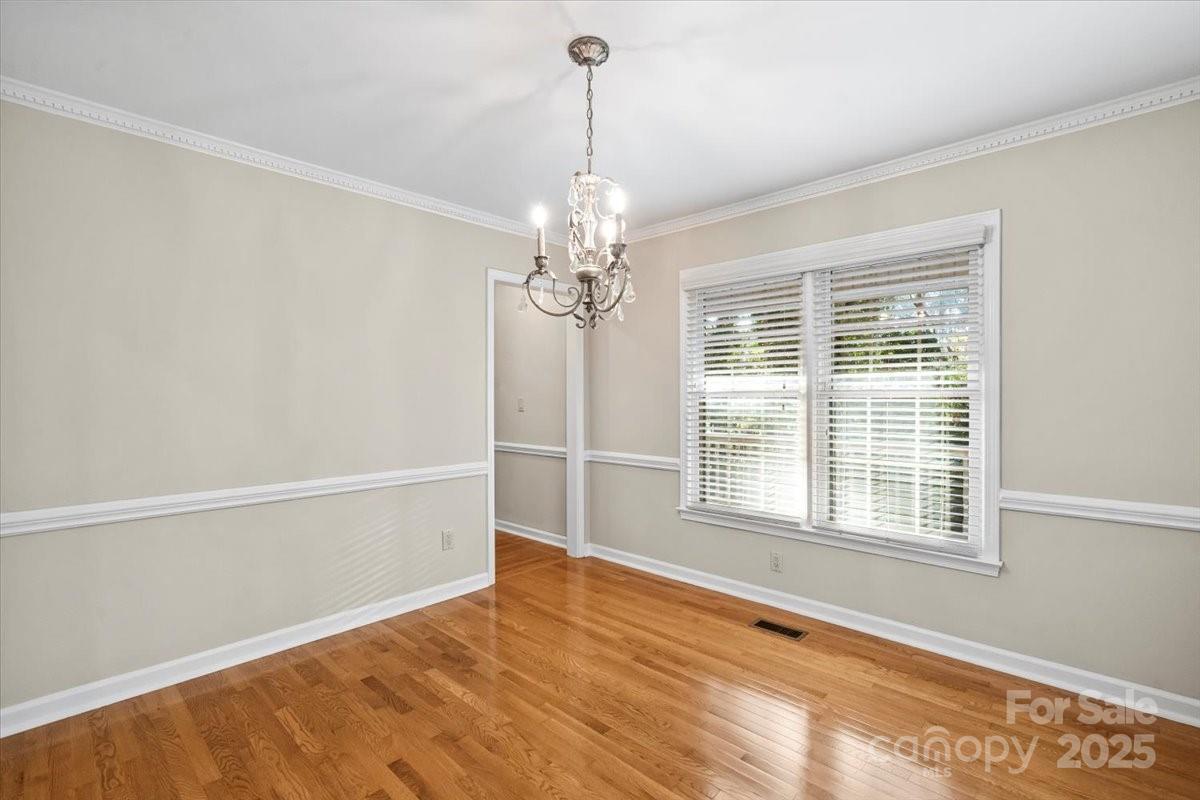 Kannapolis, North Carolina, 28081, United States, 3 Bedrooms Bedrooms, ,4 BathroomsBathrooms,Residential,For Sale,1989536