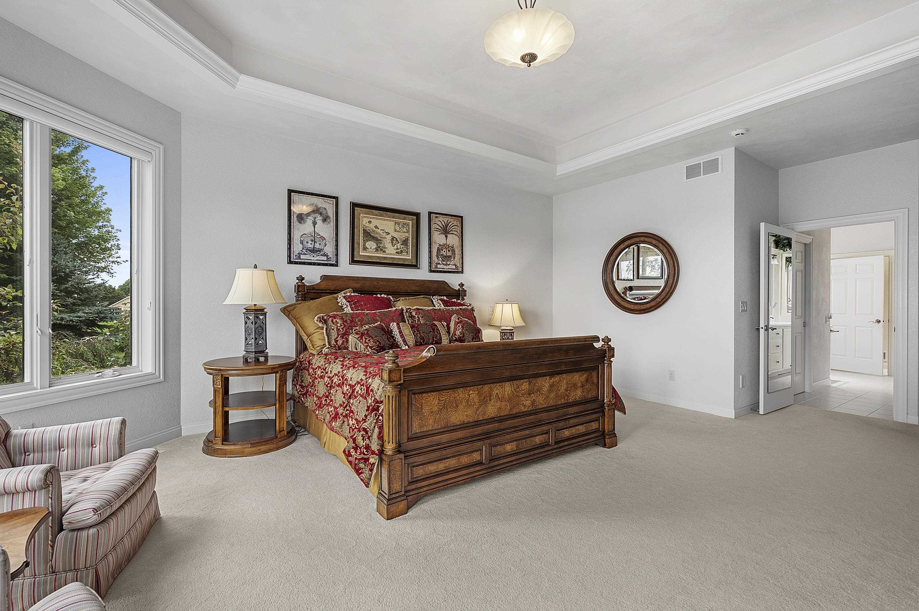 NEENAH, Wisconsin, 54956, United States, 3 Bedrooms Bedrooms, ,3 BathroomsBathrooms,Residential,For Sale,1927222