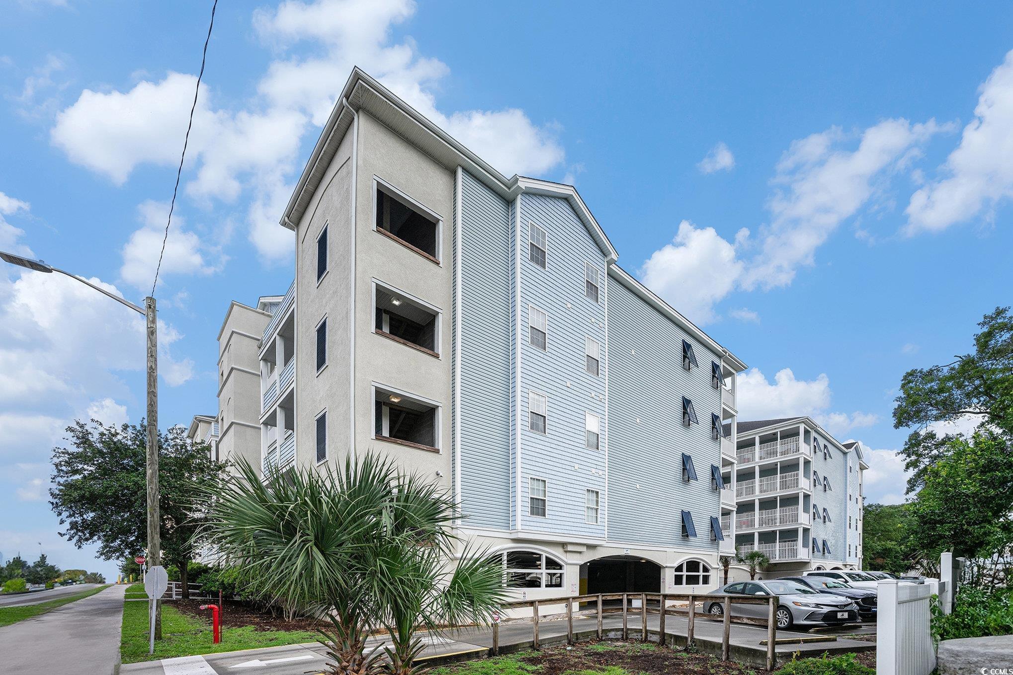 Myrtle Beach, South Carolina, 29577, United States, 6 Bedrooms Bedrooms, ,5 BathroomsBathrooms,Residential,For Sale,1862058