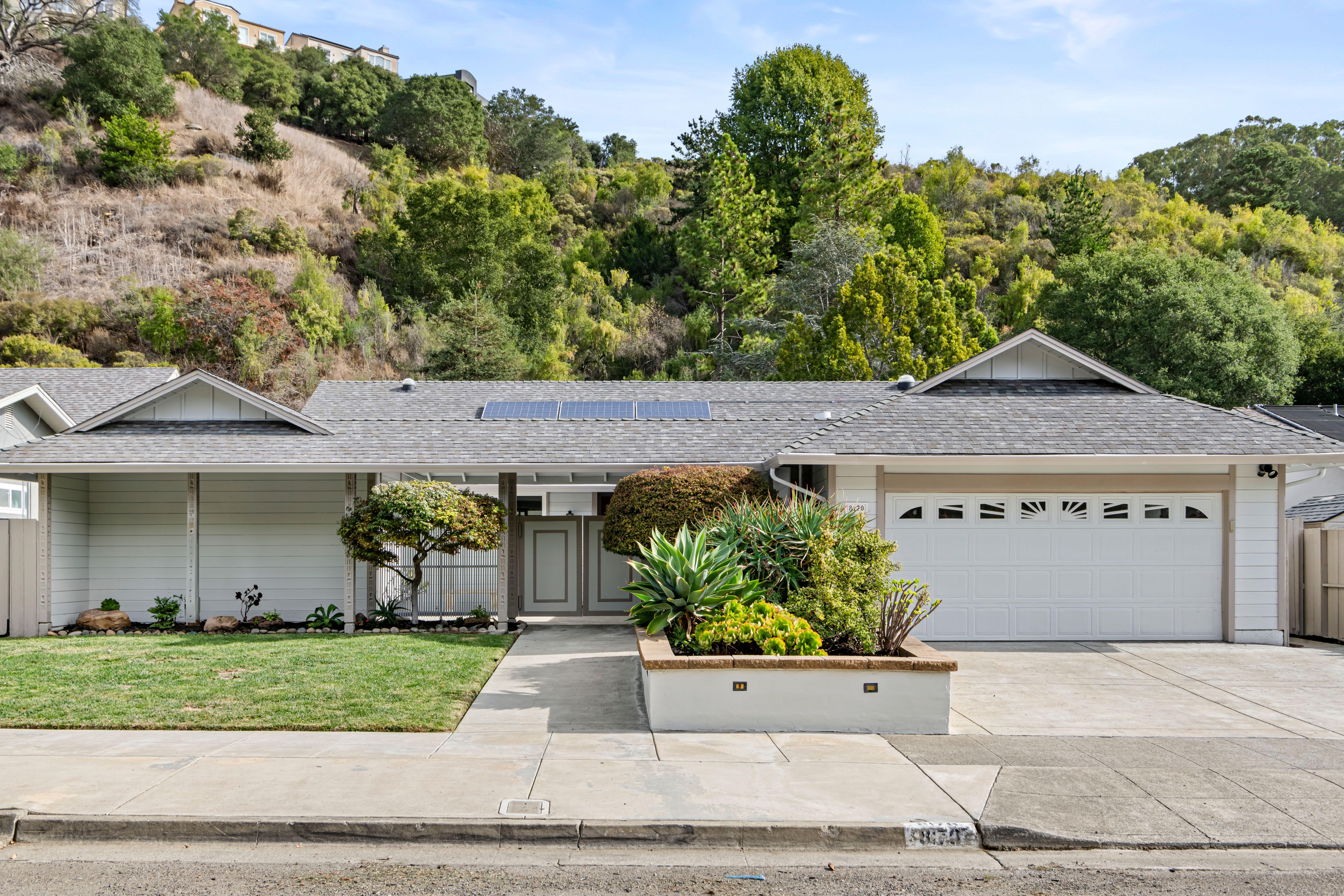  Spacious Single-Level Home on an Expansive Lot - 物件實景