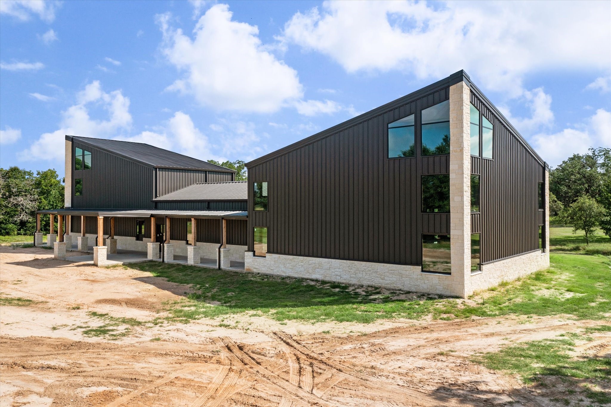  1286 S State Hwy 237 - 物件實景