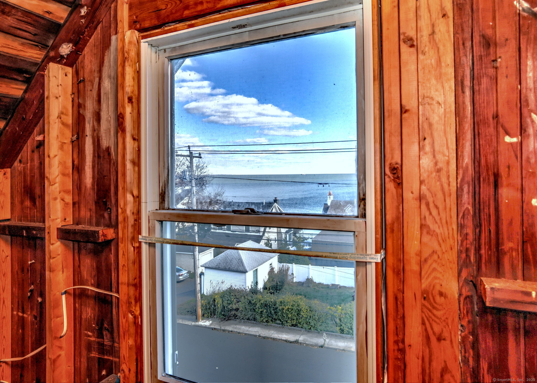 Milford, Connecticut, 06460, United States, 2 Bedrooms Bedrooms, ,2 BathroomsBathrooms,Residential,For Sale,1987873