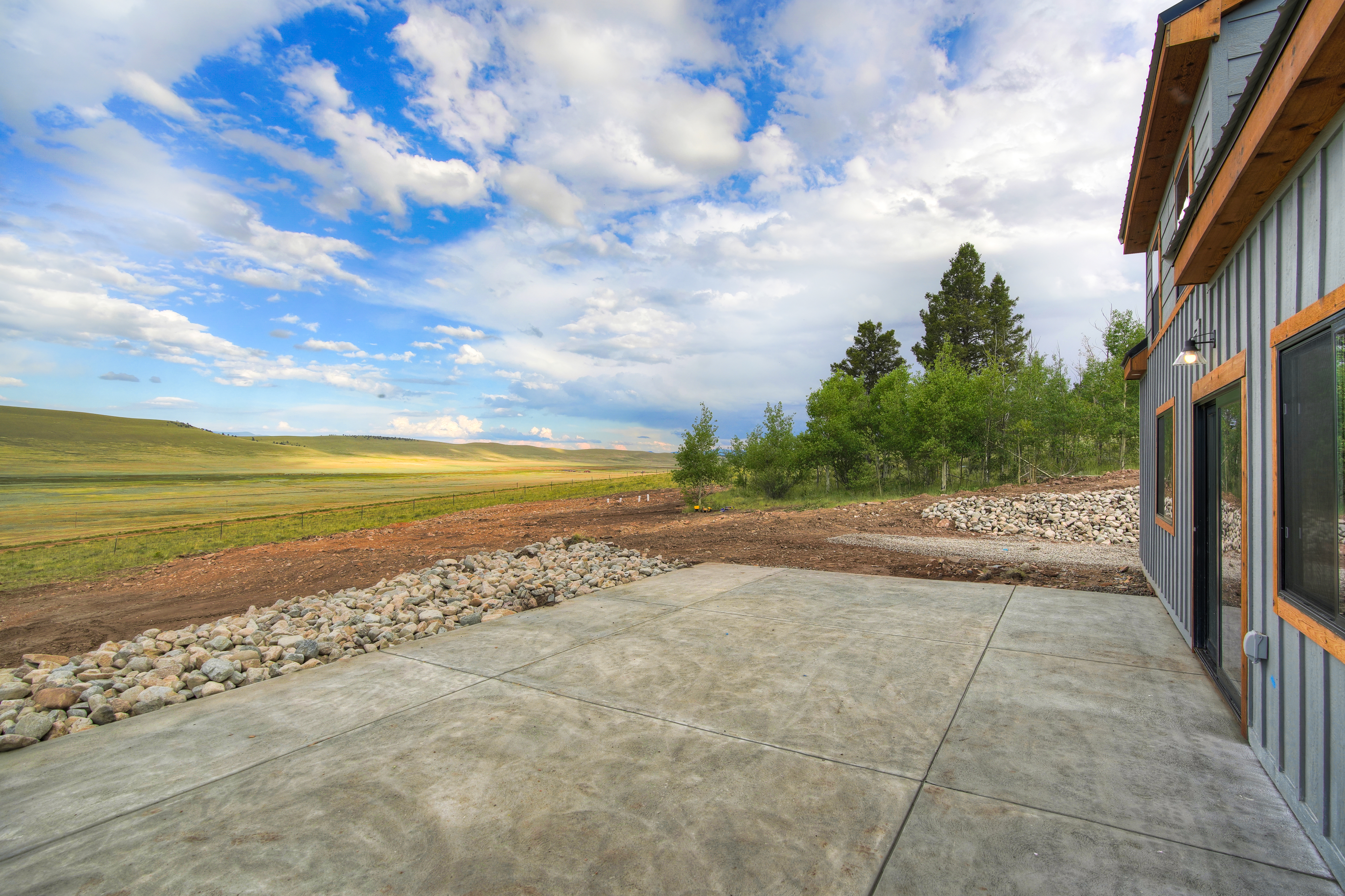  Popular Mountain Floor Plan Features 4 Bedrooms and 3 BAthrooms - 物件實景