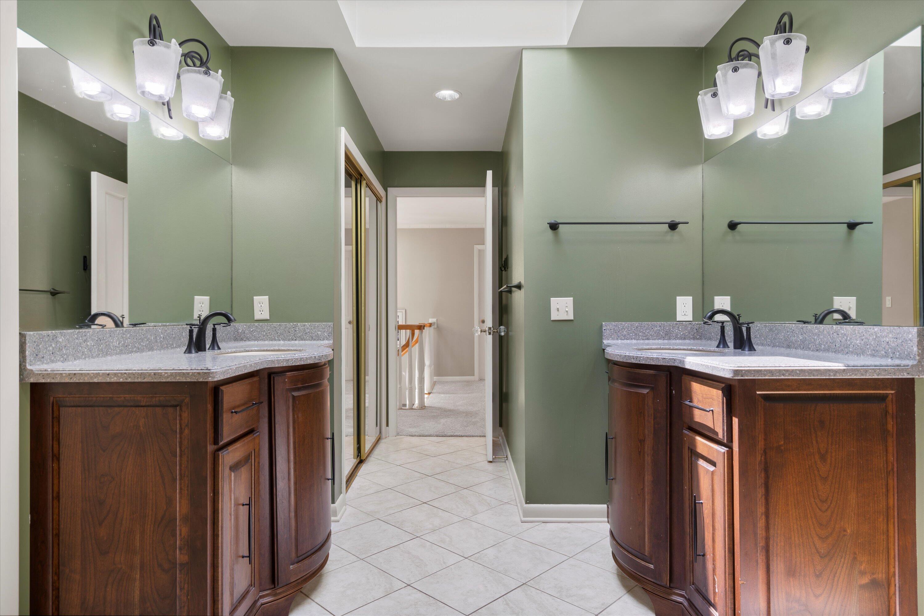Lisbon, Wisconsin, 53089, United States, 4 Bedrooms Bedrooms, ,5 BathroomsBathrooms,Residential,For Sale,1868566