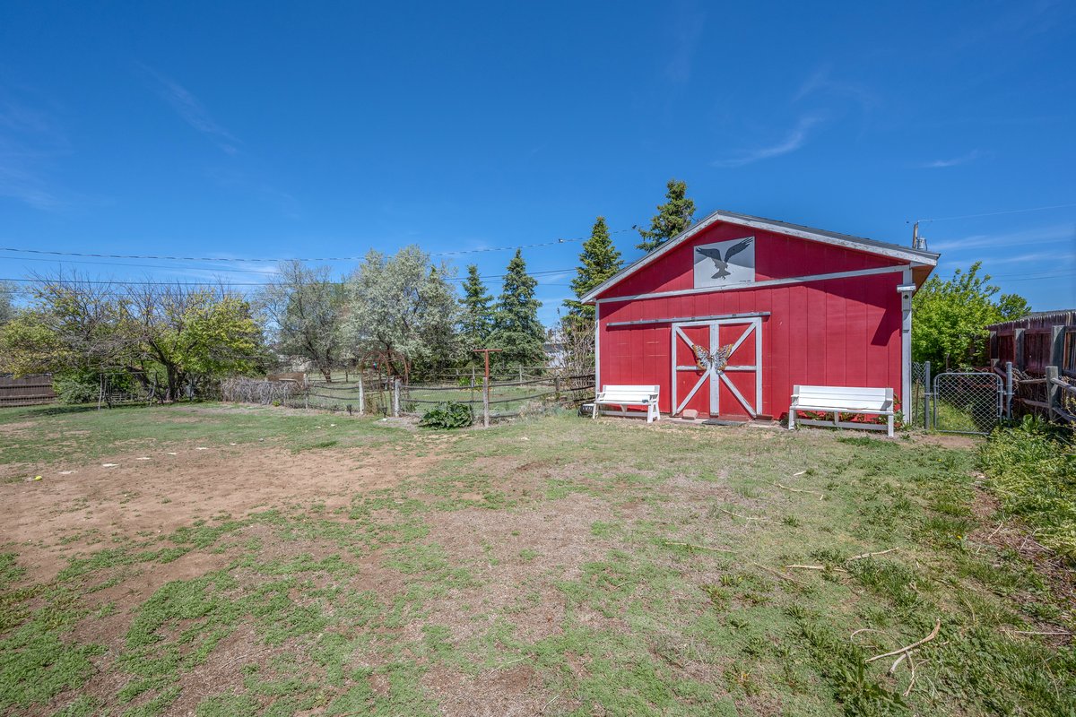 Cheyenne, Wyoming, 82009, United States, 5 Bedrooms Bedrooms, ,2 BathroomsBathrooms,Residential,For Sale,2048903