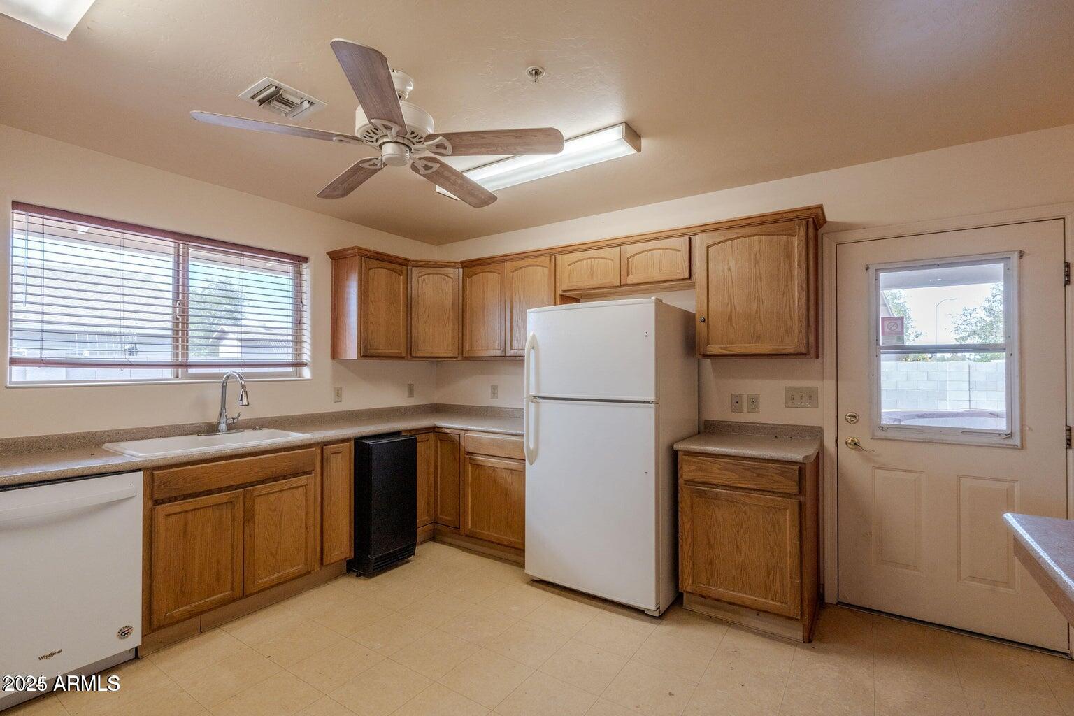 Casa Grande, Arizona, 85122, United States, 7 Bedrooms Bedrooms, ,Residential,For Sale,1932928