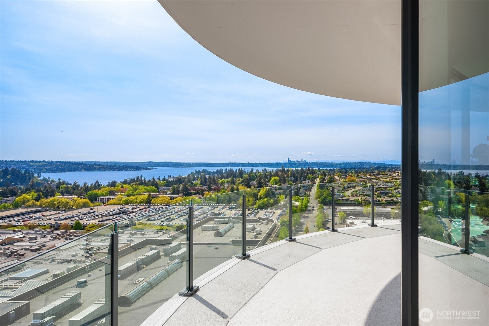 Bellevue, Washington, 98004, United States, 3 Bedrooms Bedrooms, ,3 BathroomsBathrooms,Residential,For Sale,1850134