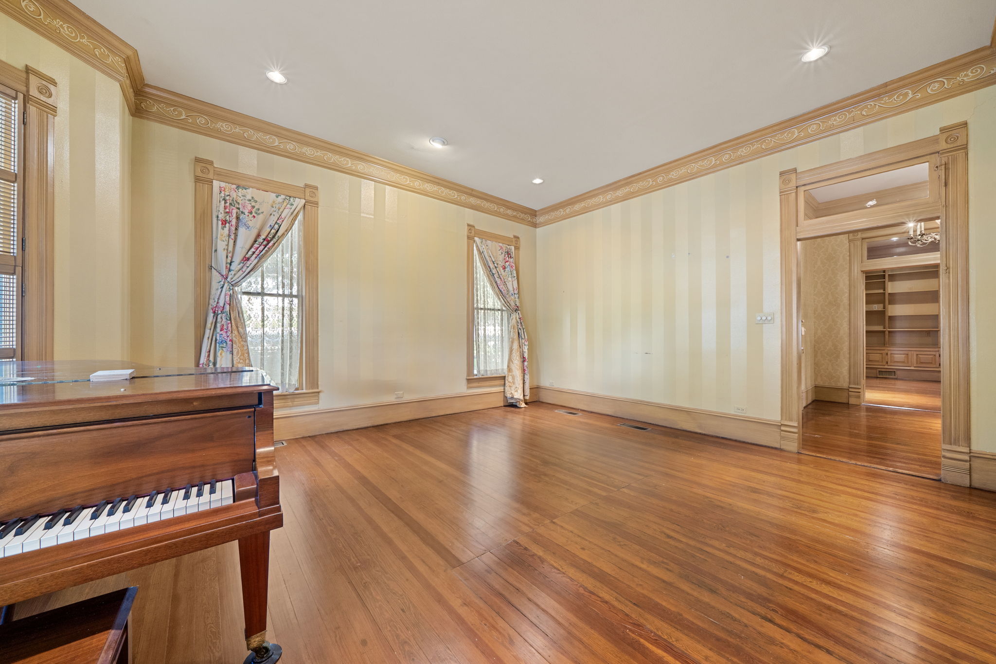 San Marcos, Texas, 78666, United States, 3 Bedrooms Bedrooms, ,4 BathroomsBathrooms,Residential,For Sale,1981922