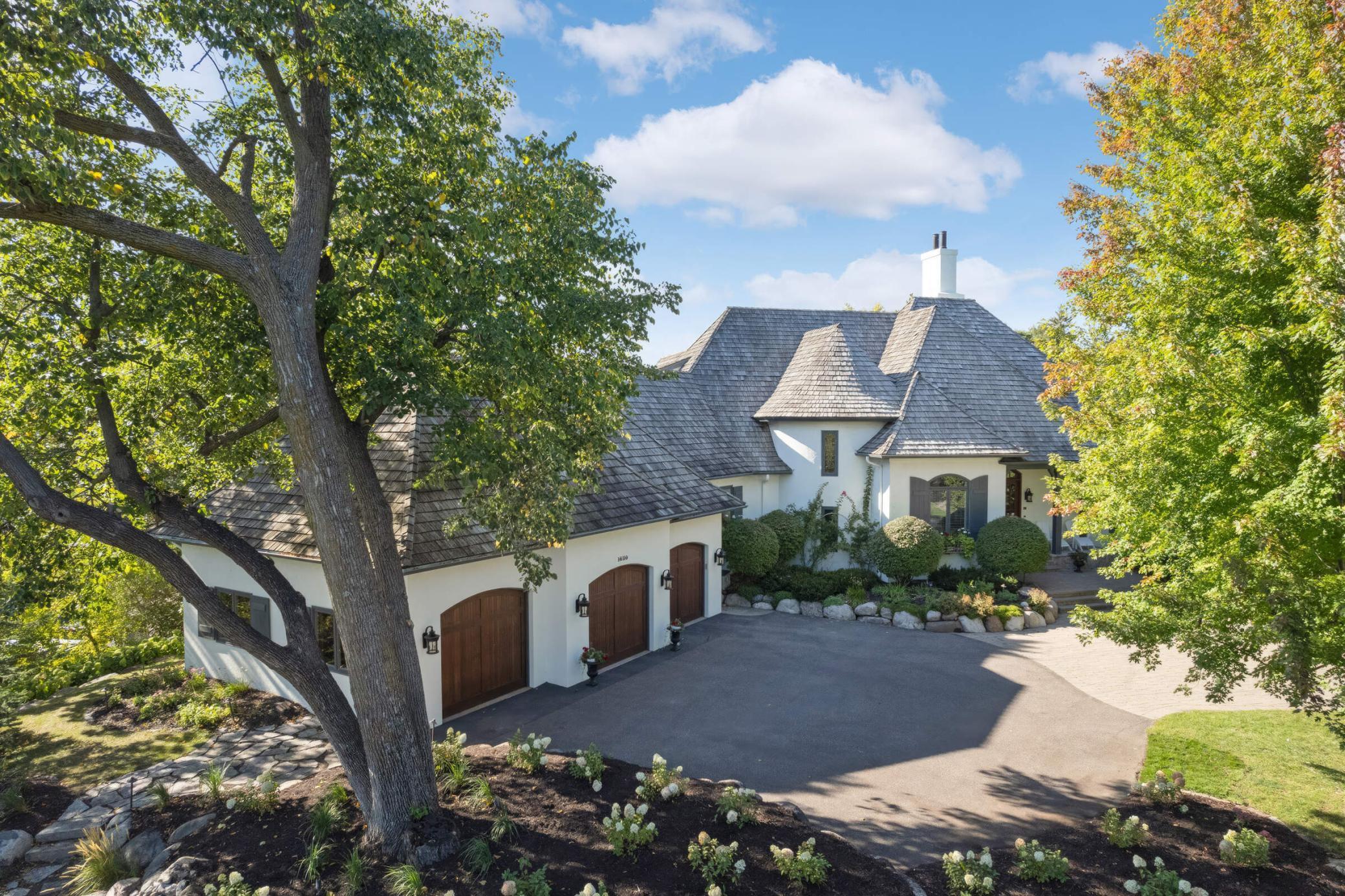 Minnetonka, Minnesota, 55391, United States, 4 Bedrooms Bedrooms, ,4 BathroomsBathrooms,Residential,For Sale,1762220