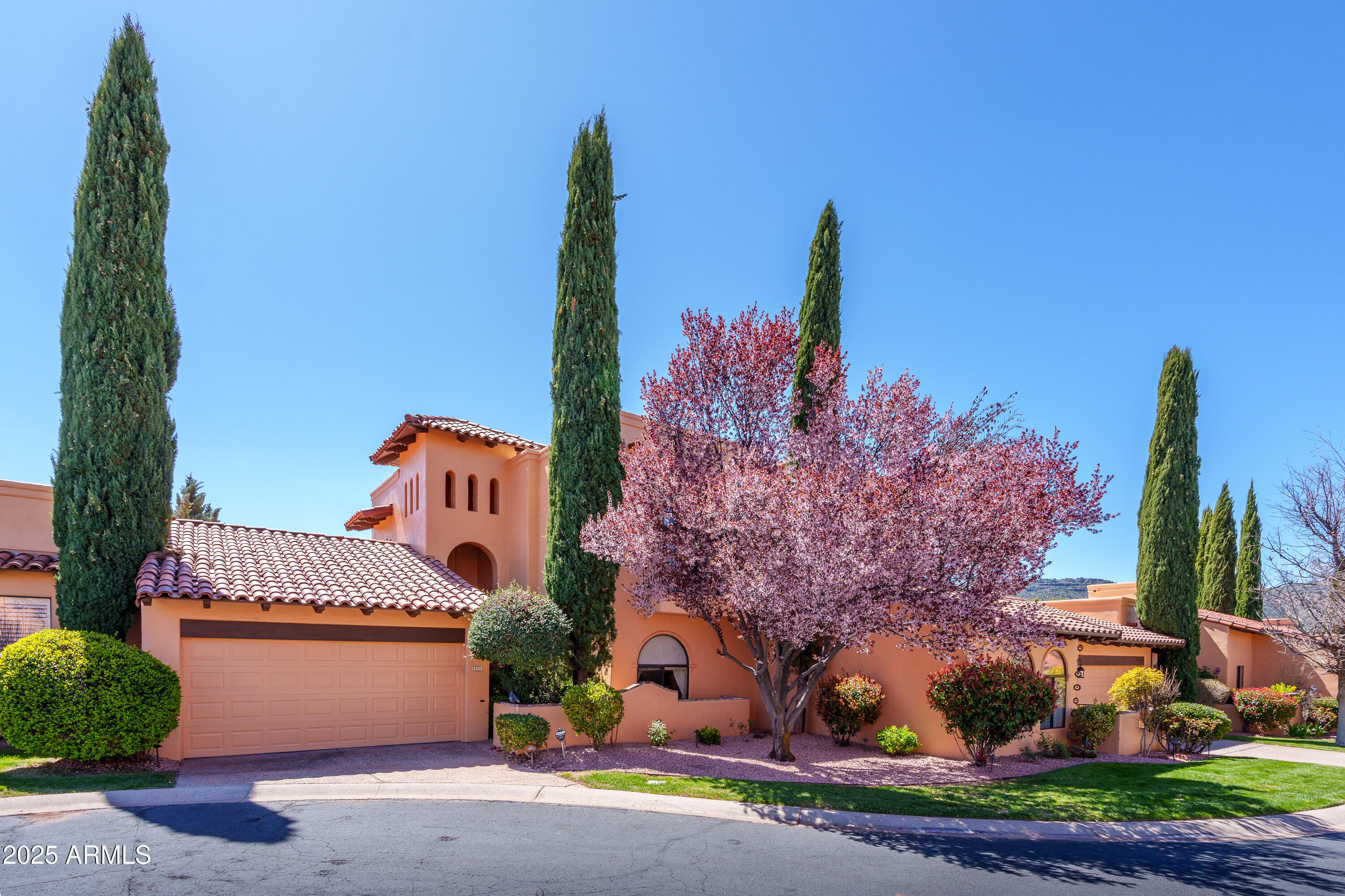Sedona, Arizona, 86351, United States, 2 Bedrooms Bedrooms, ,Residential,For Sale,1920053