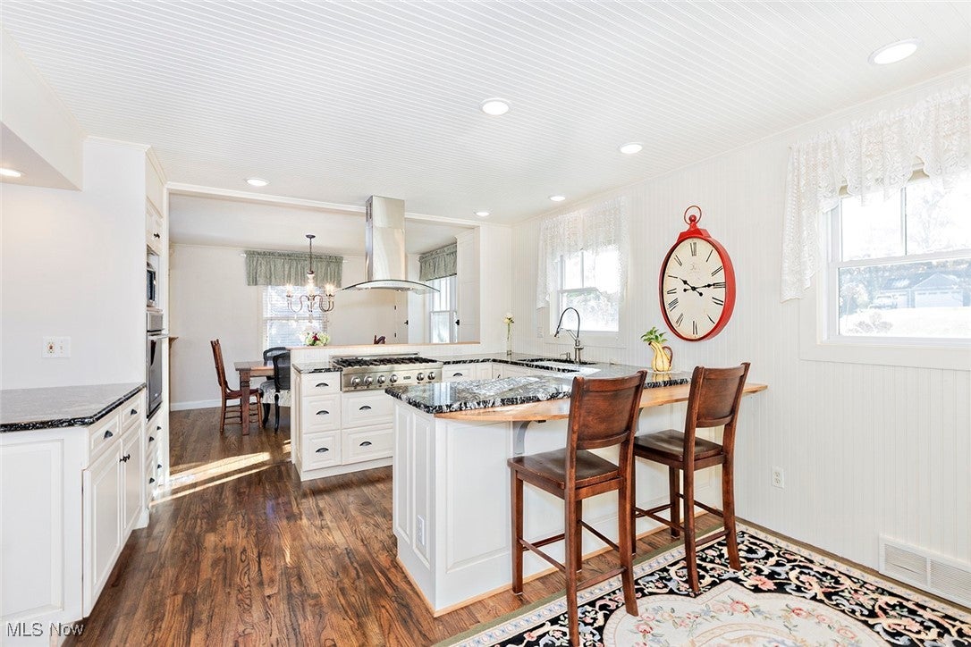 Brecksville, Ohio, 44141, United States, 5 Bedrooms Bedrooms, ,5 BathroomsBathrooms,Residential,For Sale,1979228