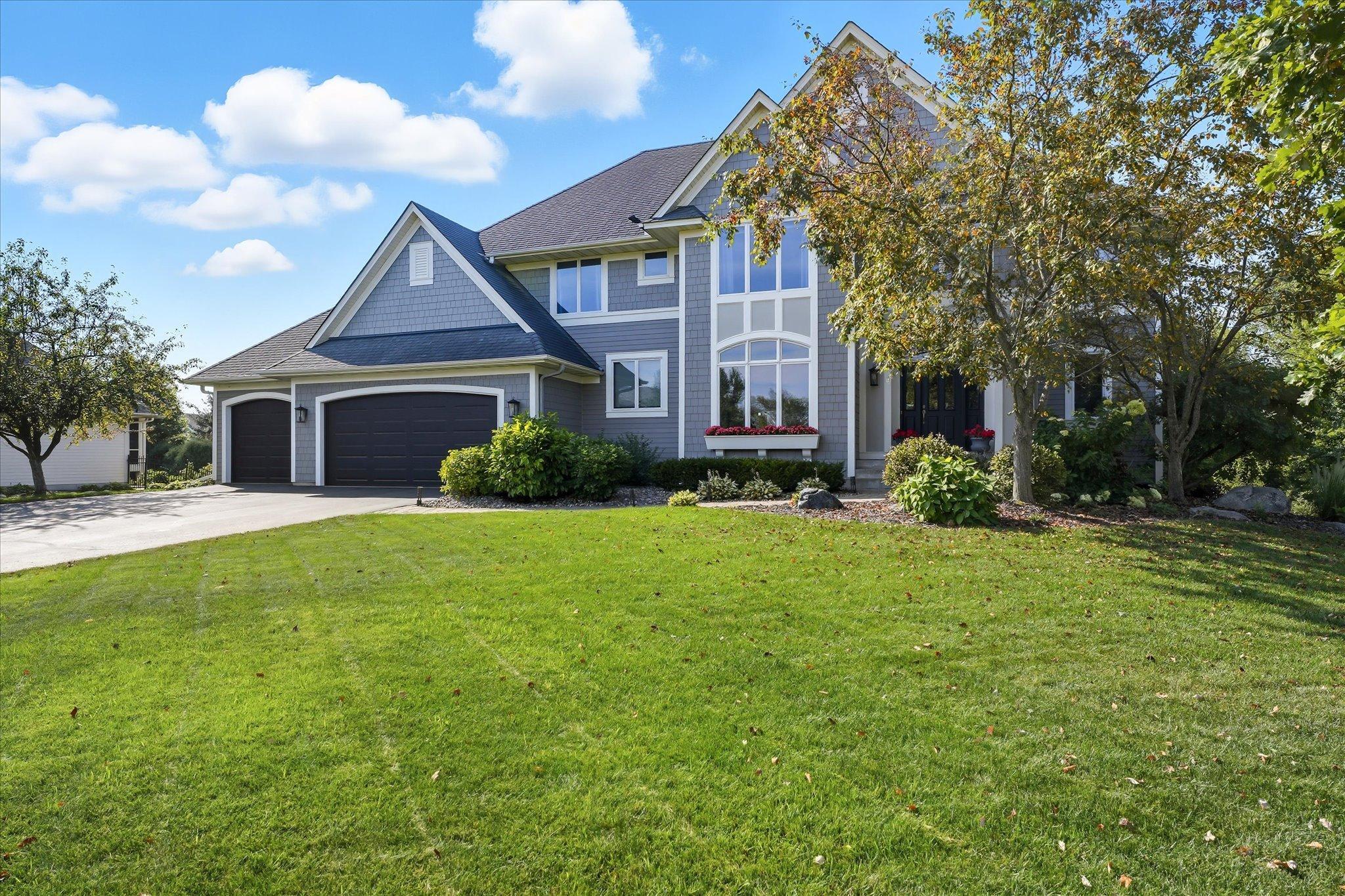 Medina, Minnesota, 55340, United States, 5 Bedrooms Bedrooms, ,3 BathroomsBathrooms,Residential,For Sale,1989034