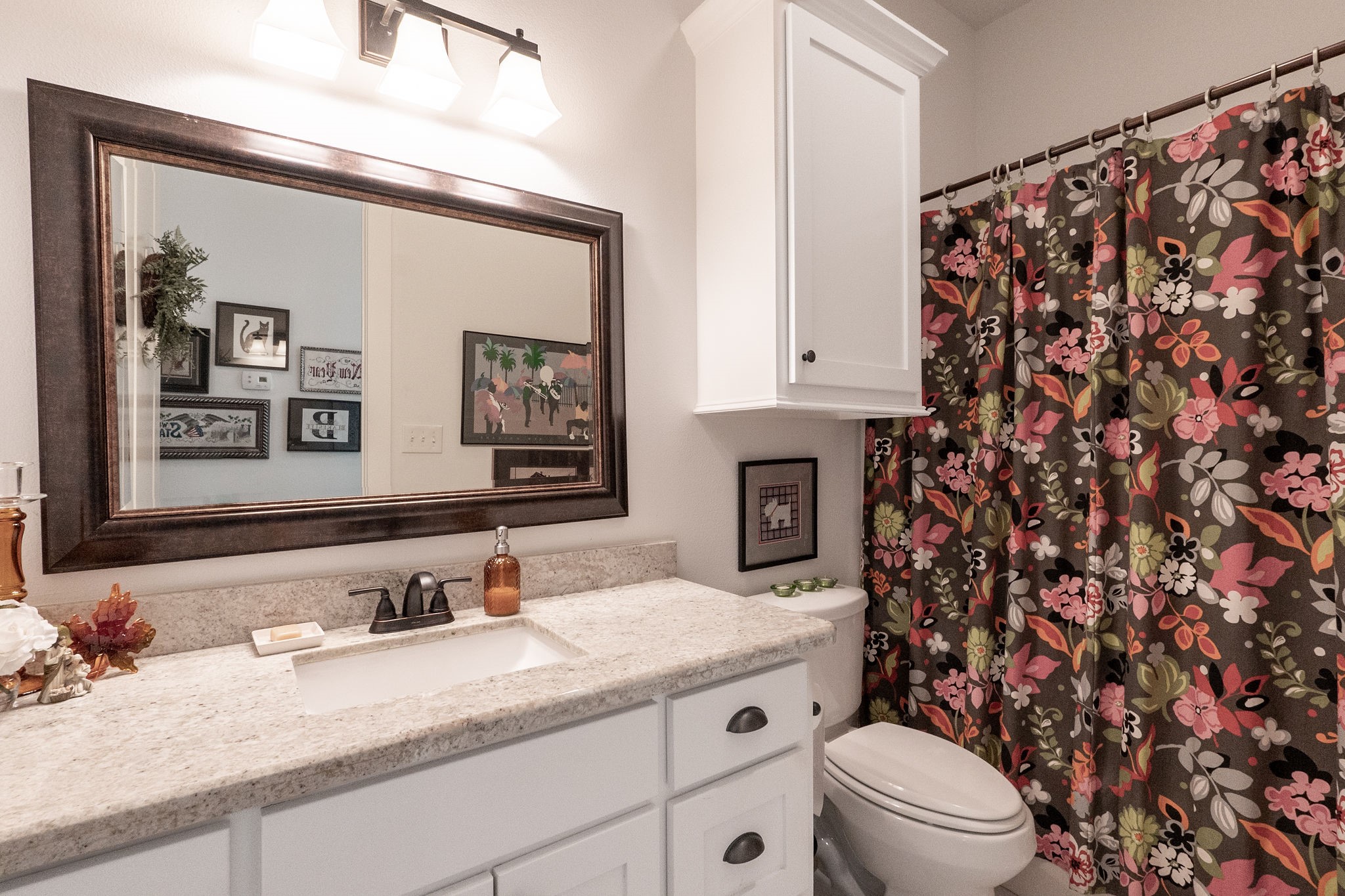 Bryan, Texas, 77808, United States, 3 Bedrooms Bedrooms, ,2 BathroomsBathrooms,Residential,For Sale,1986315