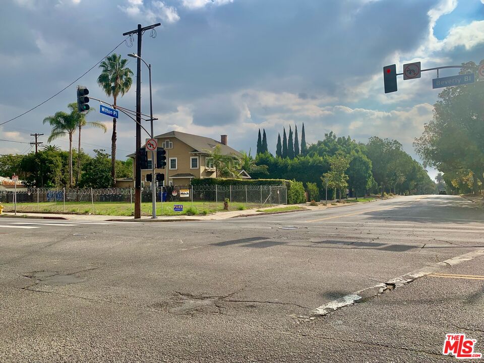 Los Angeles, California, 90004, United States, ,Land,For Sale,1777048