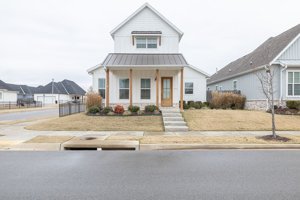 Springdale, Arkansas, 72762, United States, 3 Bedrooms Bedrooms, ,3 BathroomsBathrooms,Residential,For Sale,2001848