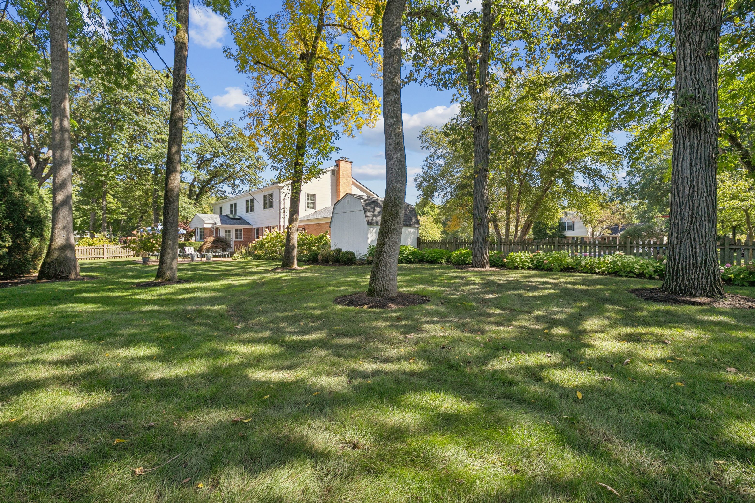  A Whispering Oaks Colonial, Completely Renovated and Ready to Enjoy - 物件實景